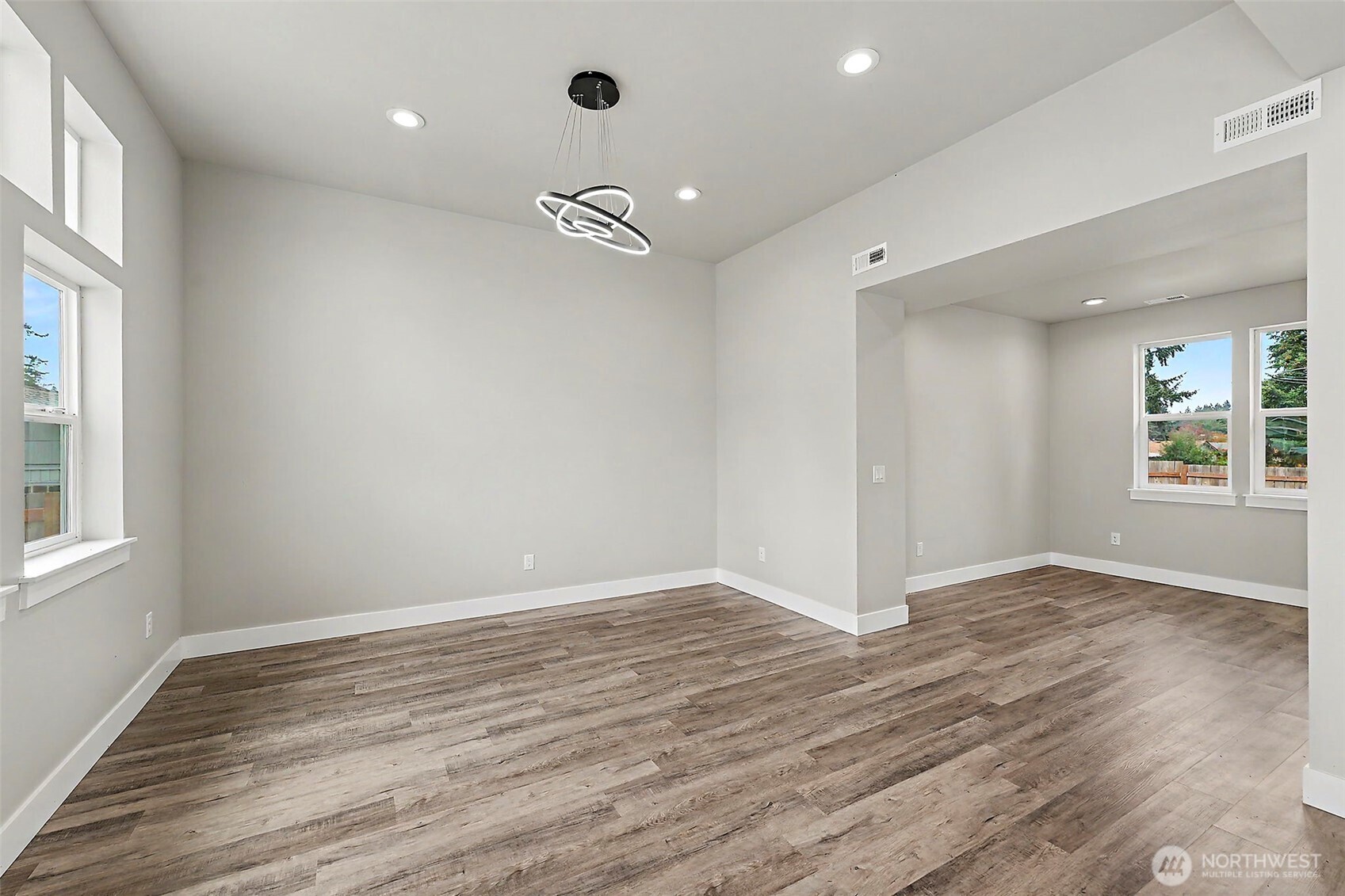 903 138th Street Property Photo 4