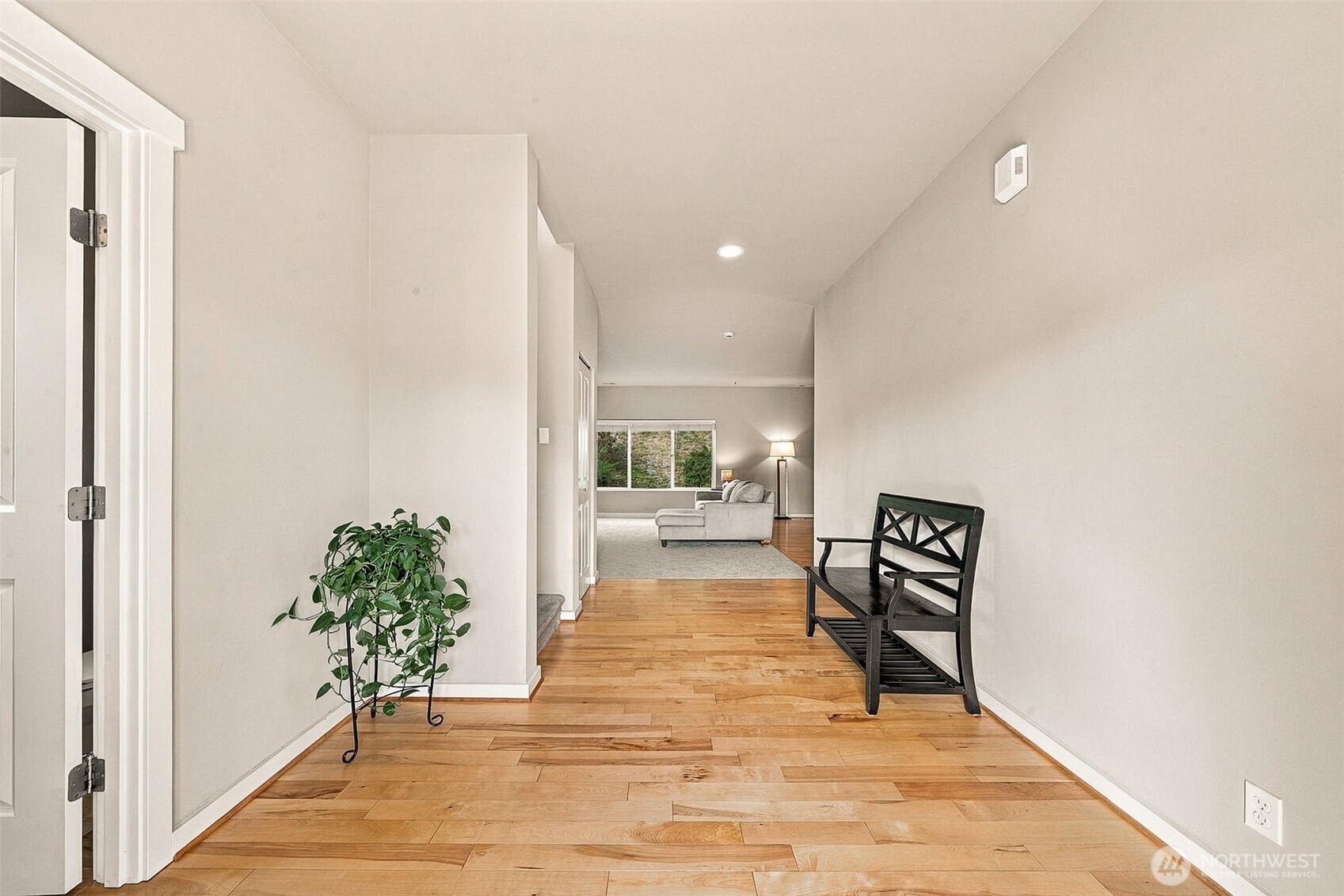 6337 Victoria Avenue Property Photo 2