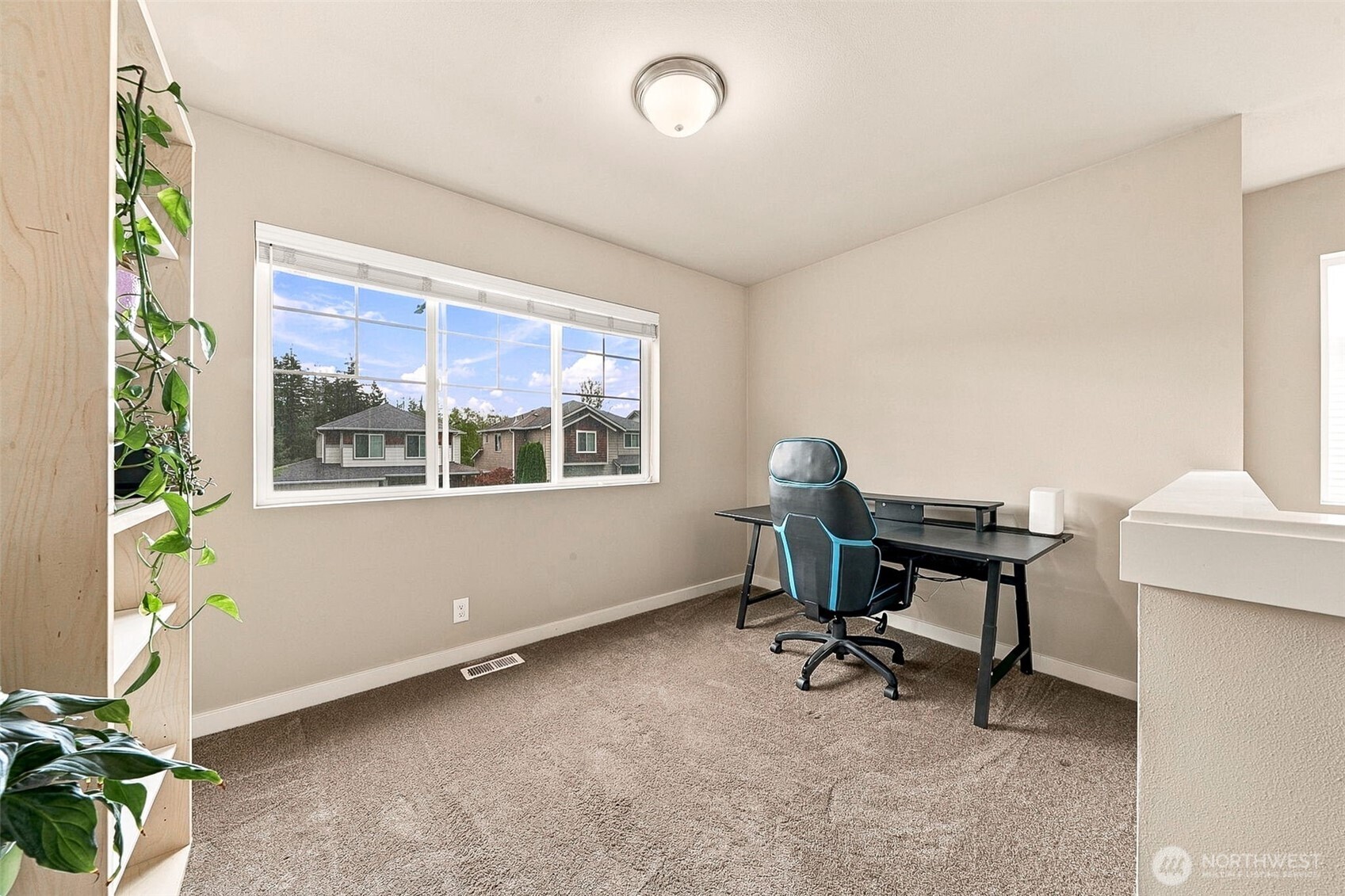 6337 Victoria Avenue Property Photo 12