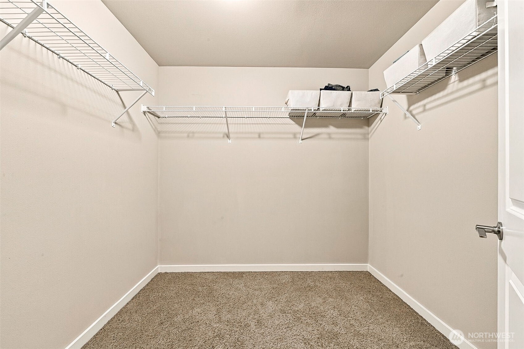 6337 Victoria Avenue Property Photo 15