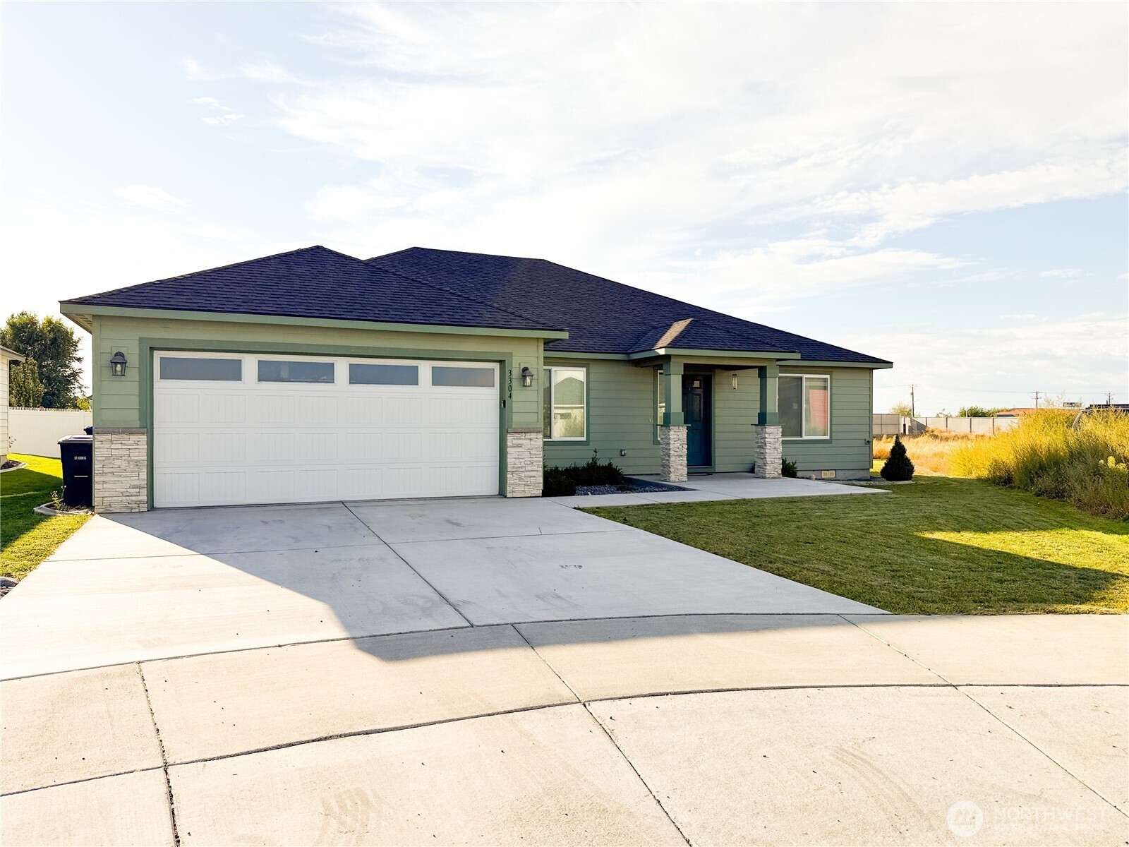 3304 W Crabapple Court Property Photo 1