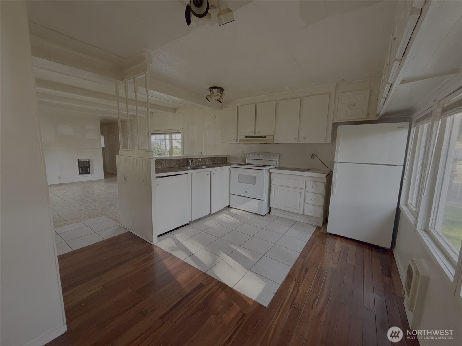 4563 Se Foss Road Property Photo 3