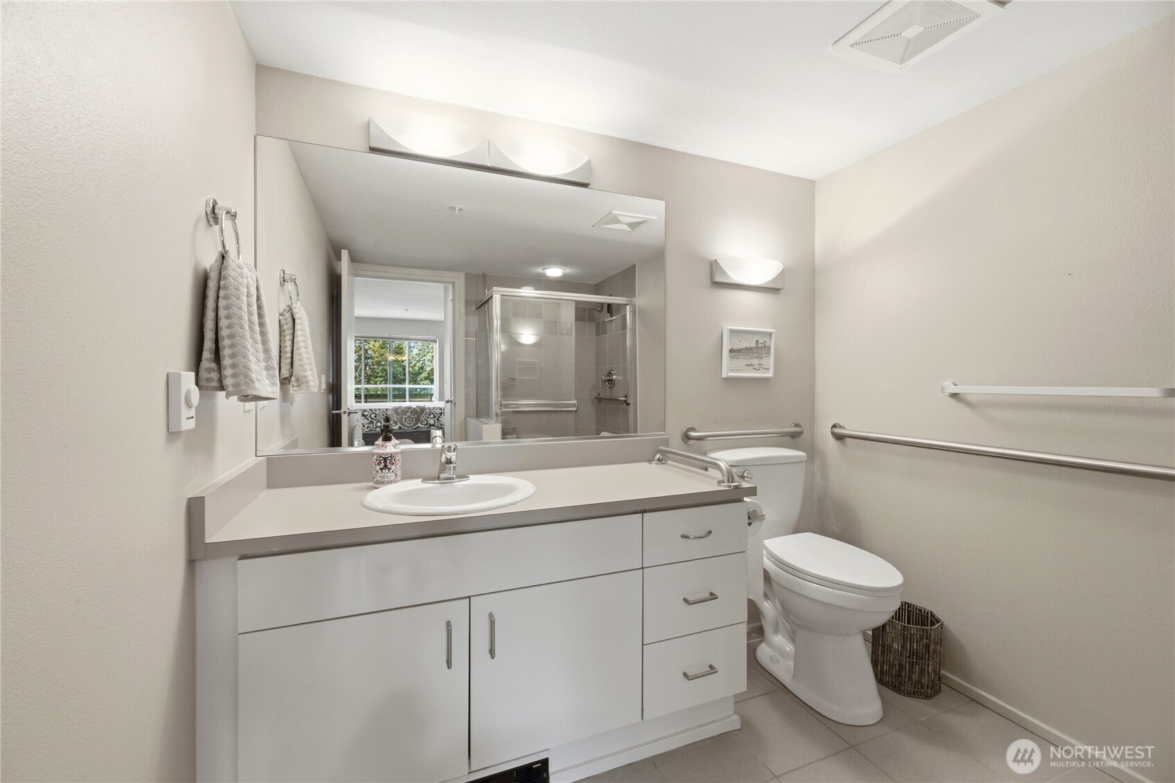 1 Broadway 202 Property Photo 18