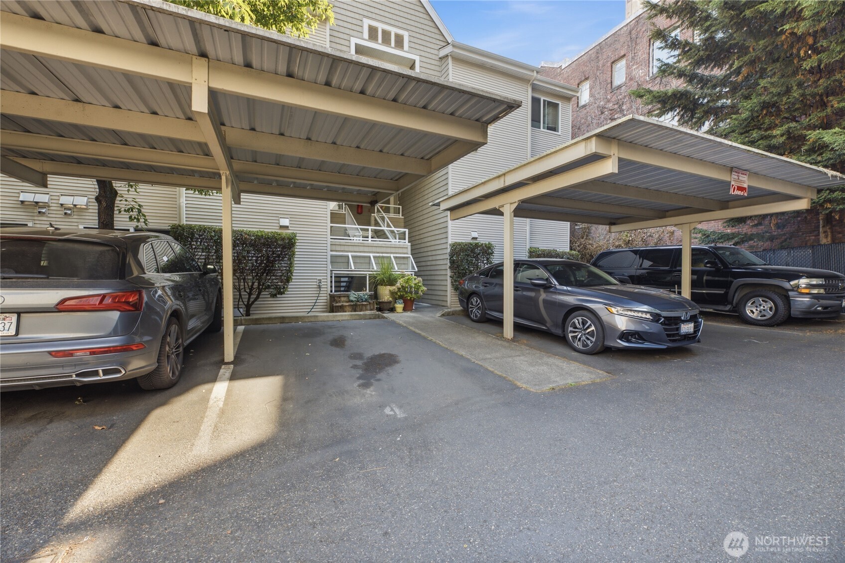 1 Broadway 202 Property Photo 24