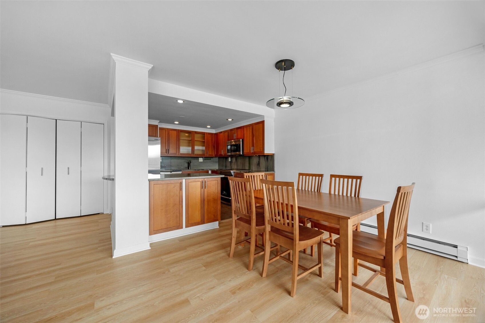 6533 Seaview Avenue 710a Property Photo 9