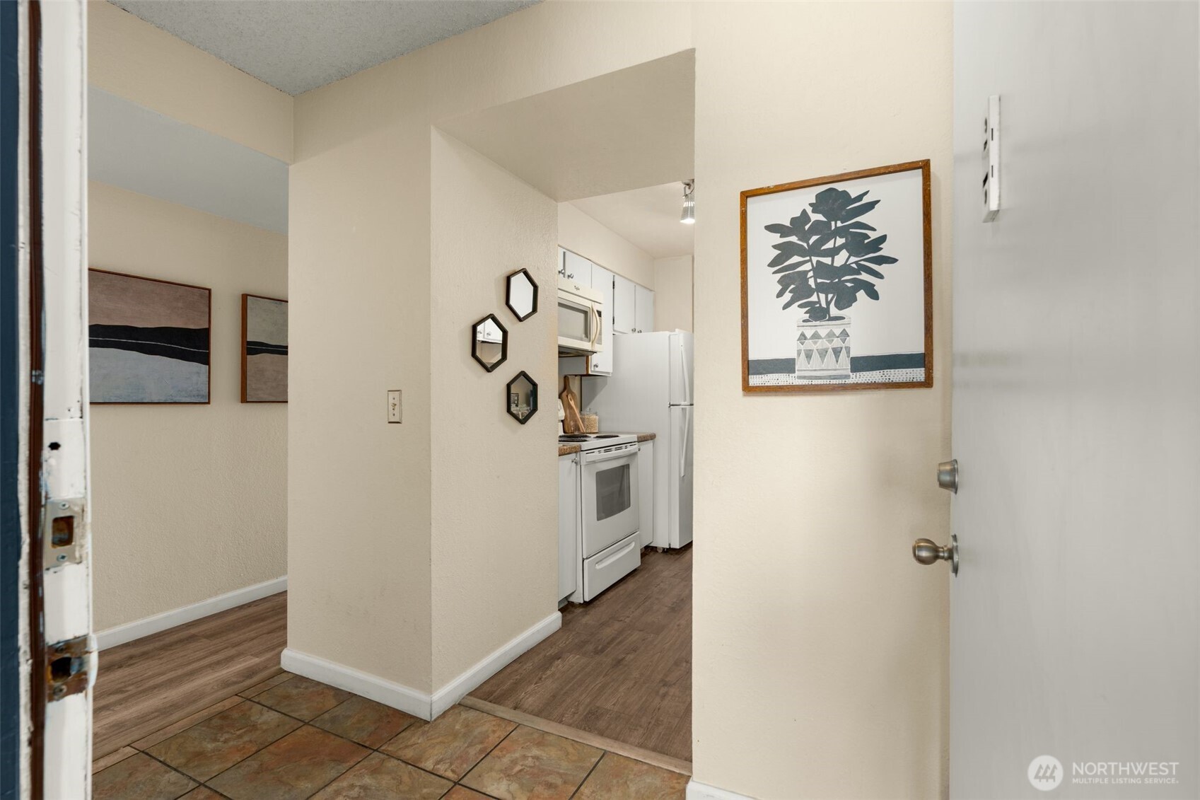 423 75th Street A7 Property Photo 4