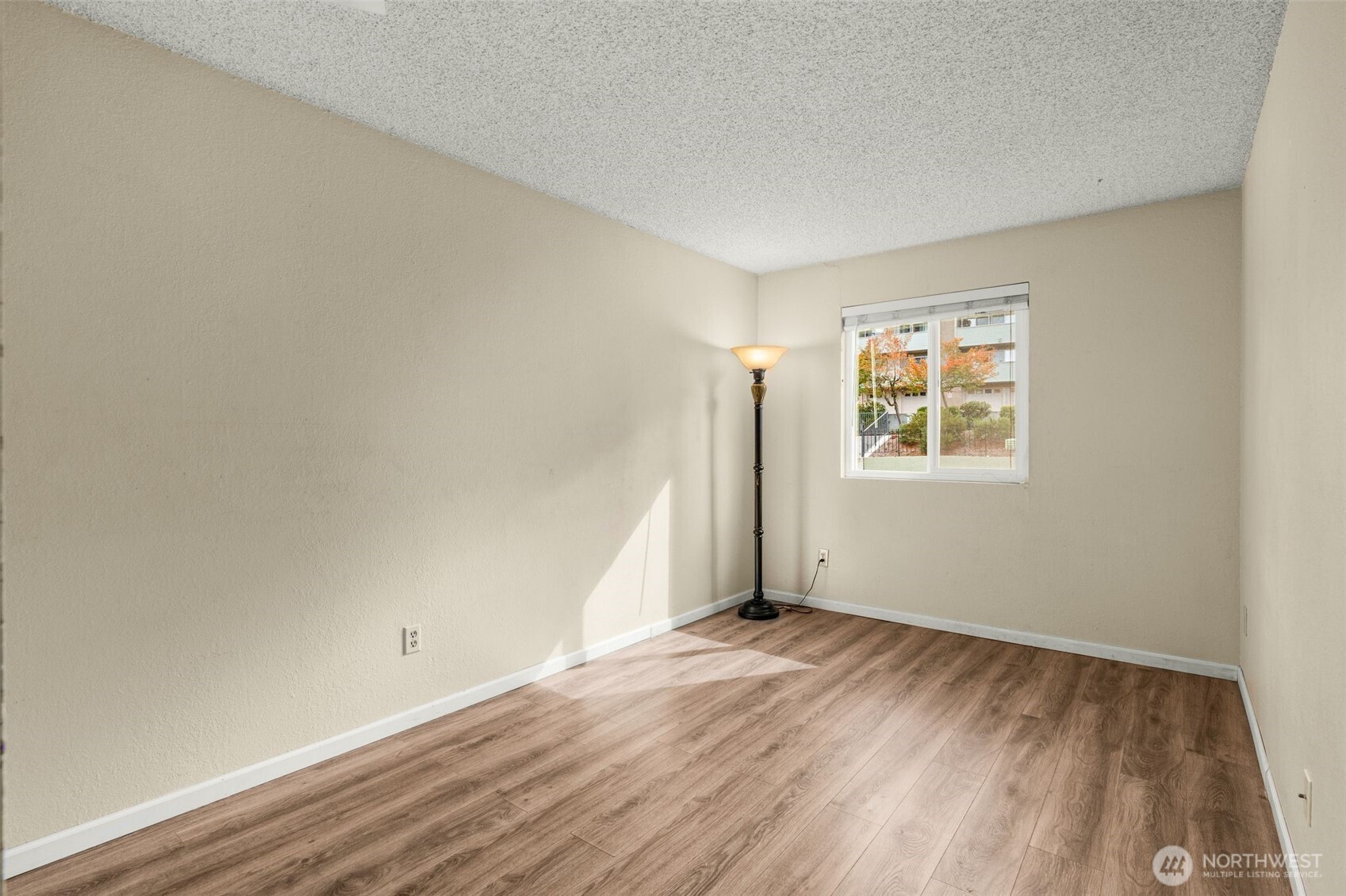 423 75th Street A7 Property Photo 15