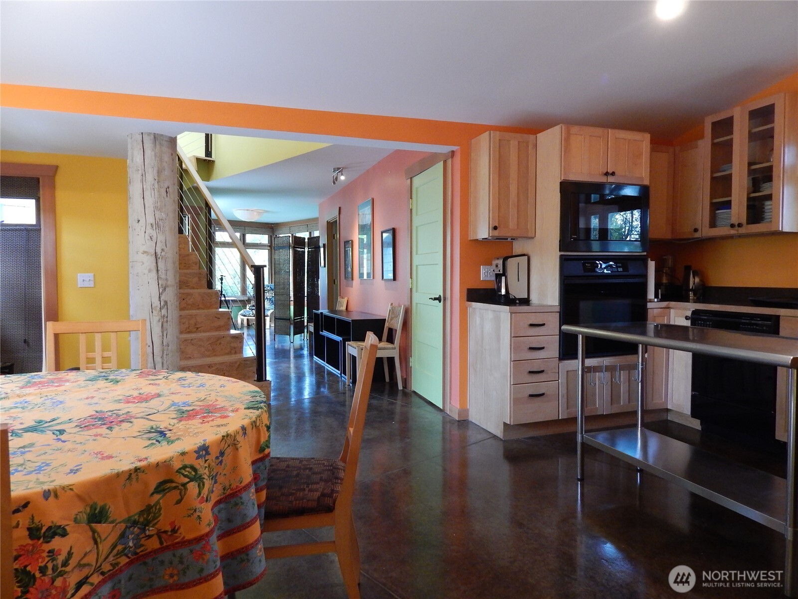 7321 35th Avenue Property Photo 7