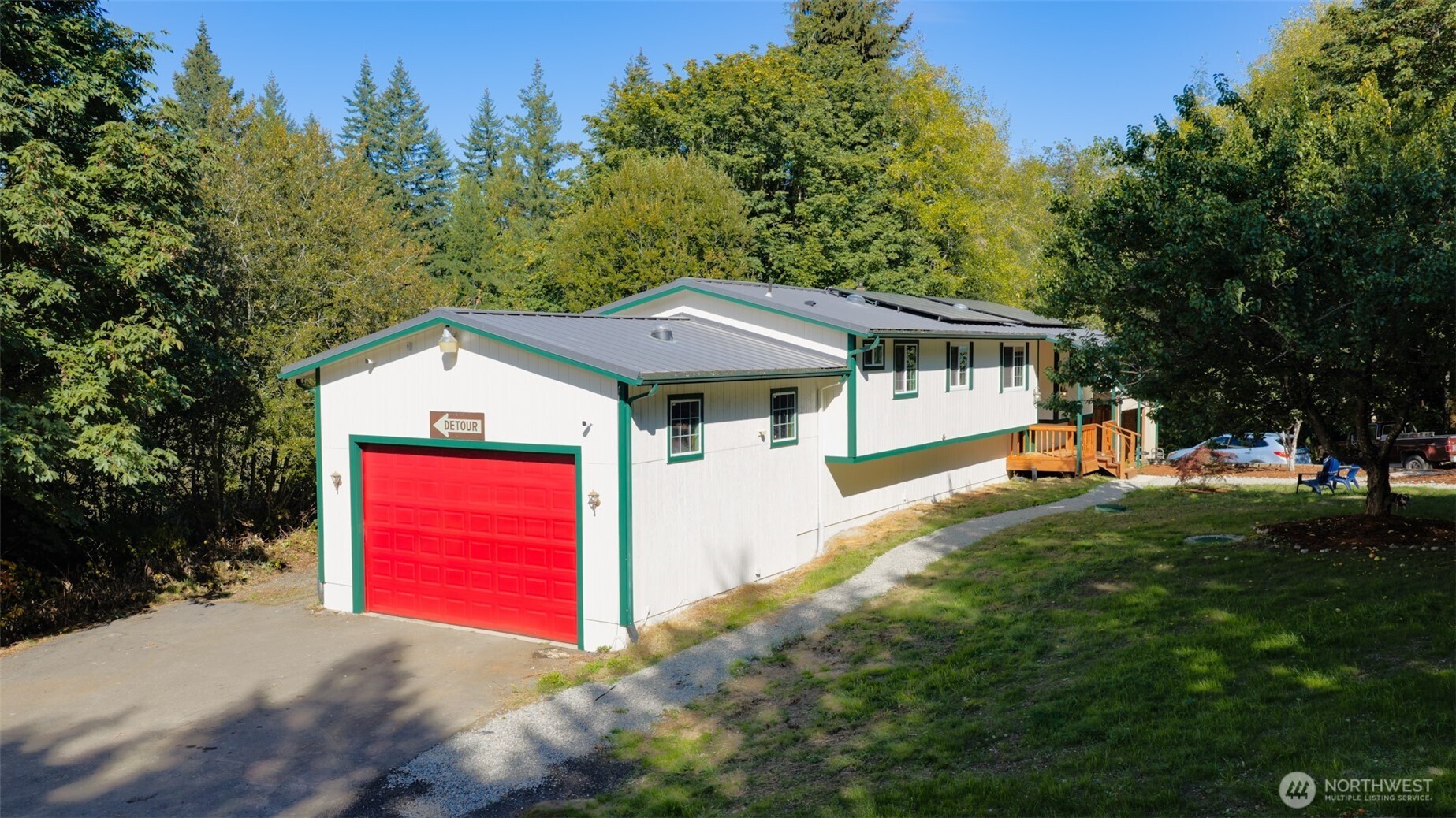 9325 Se Overaa Road Property Photo 2