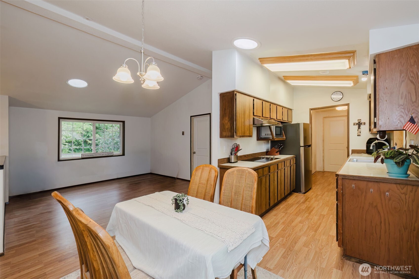 9325 Se Overaa Road Property Photo 18