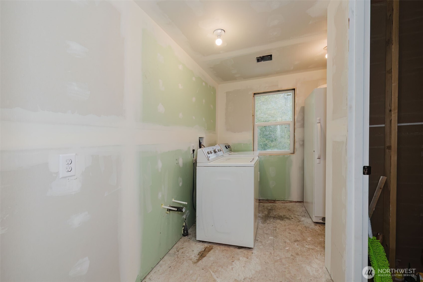 9325 Se Overaa Road Property Photo 23