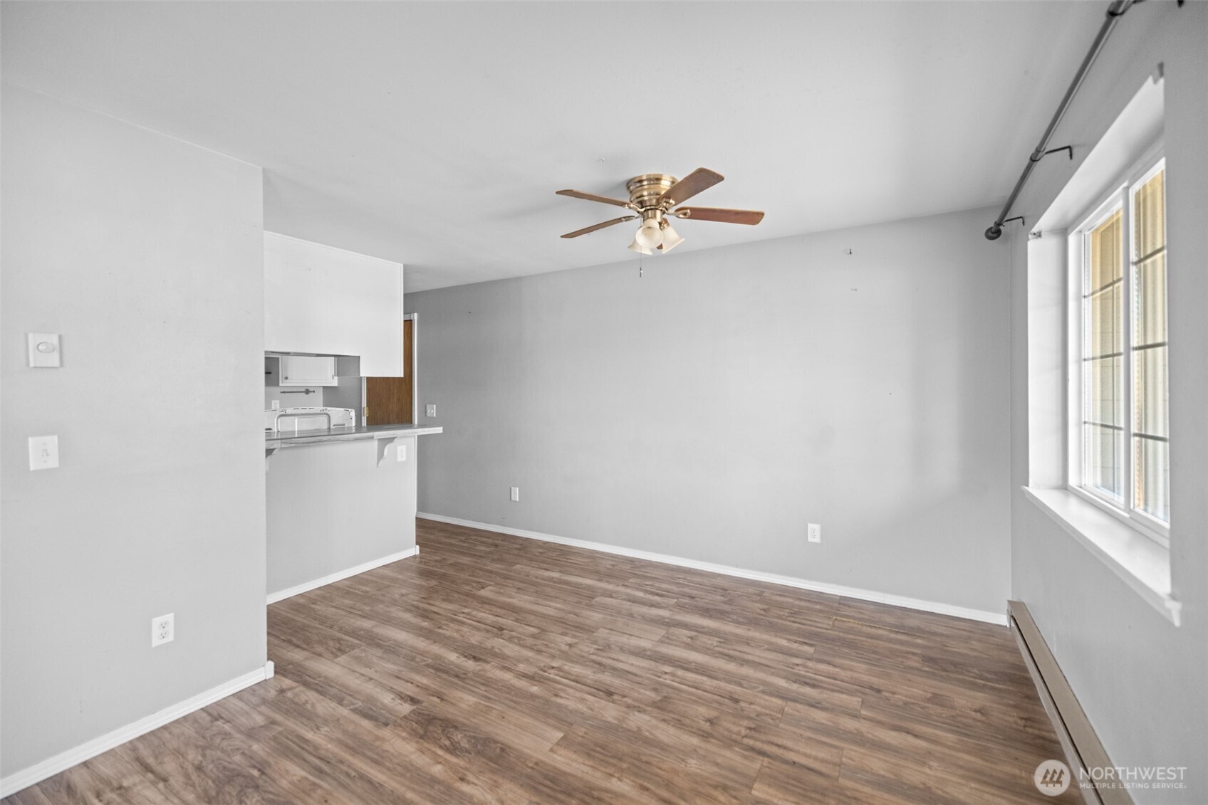 1014 W Spruce Street Property Photo 5