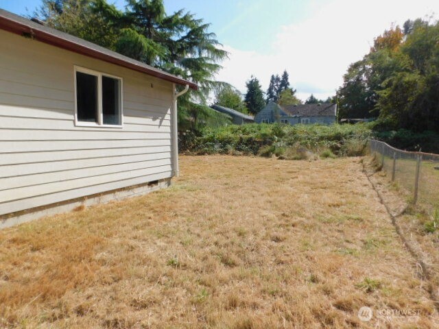 1014 W Spruce Street Property Photo 23