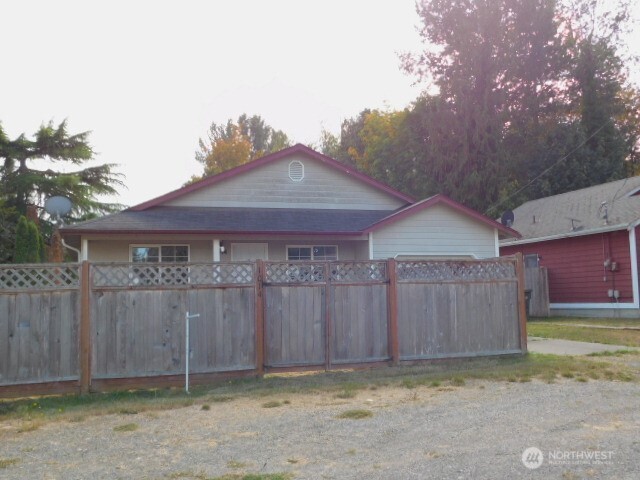 1014 W Spruce Street Property Photo 29
