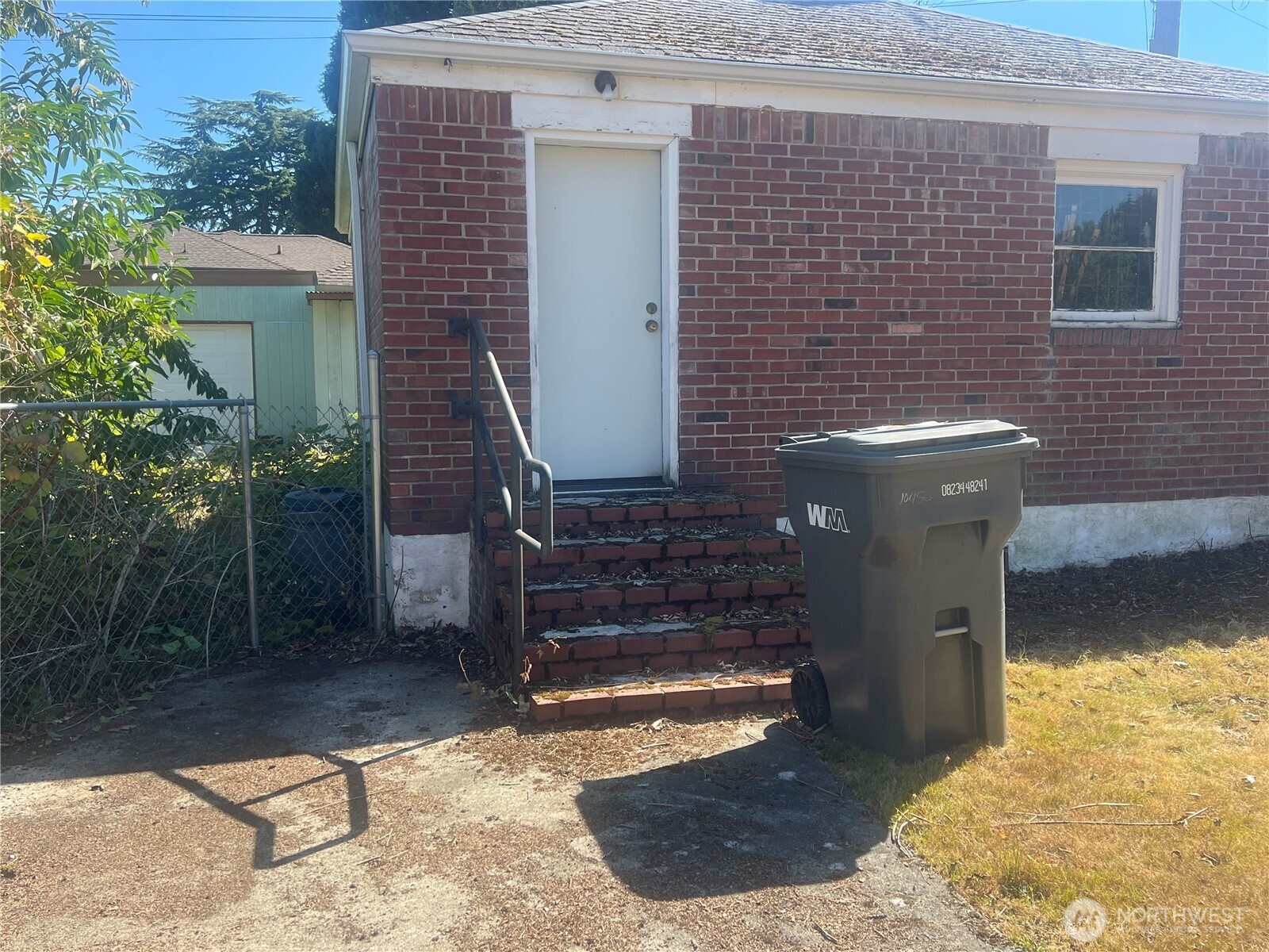 10456 18th Avenue Property Photo 3