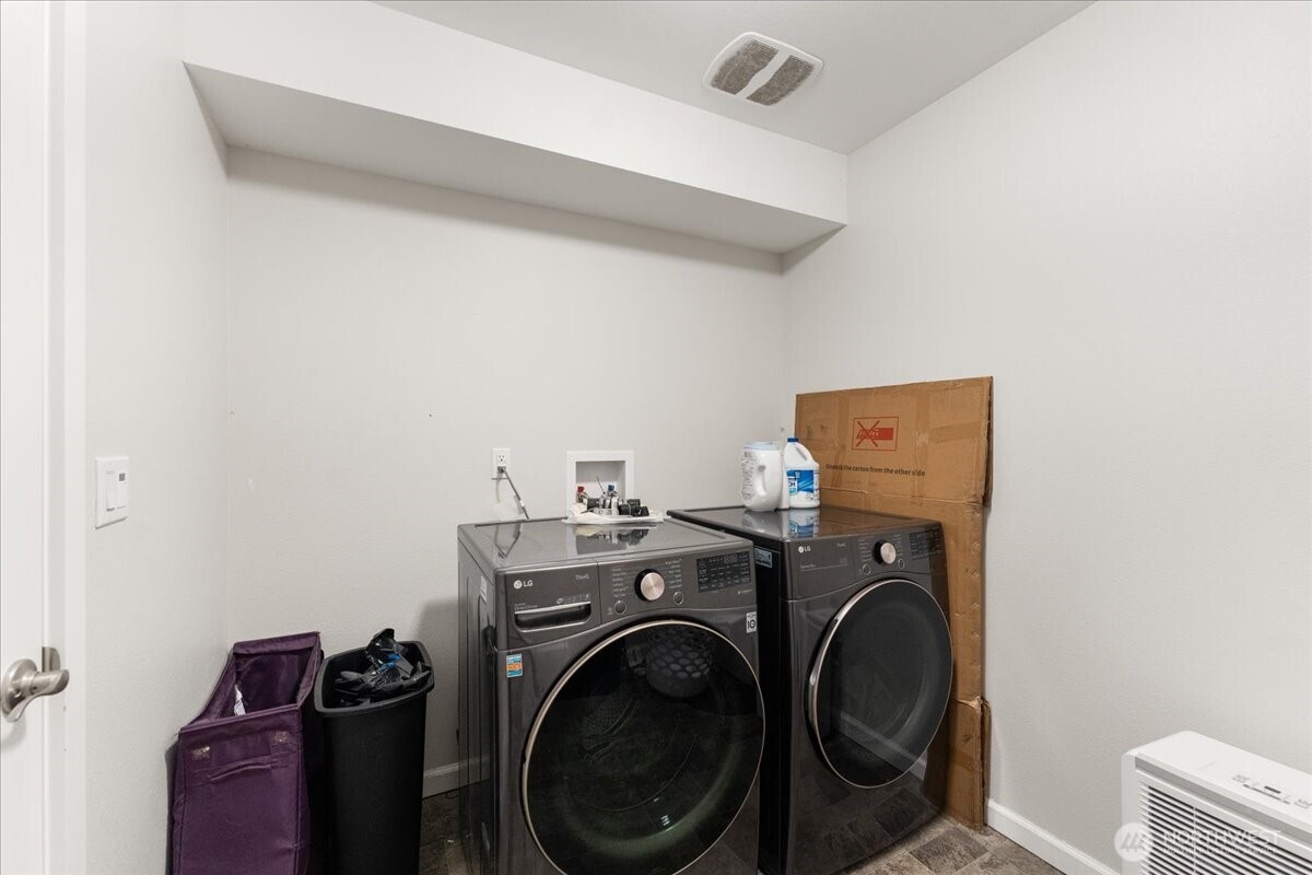 4002 55th Street Ct Property Photo 22
