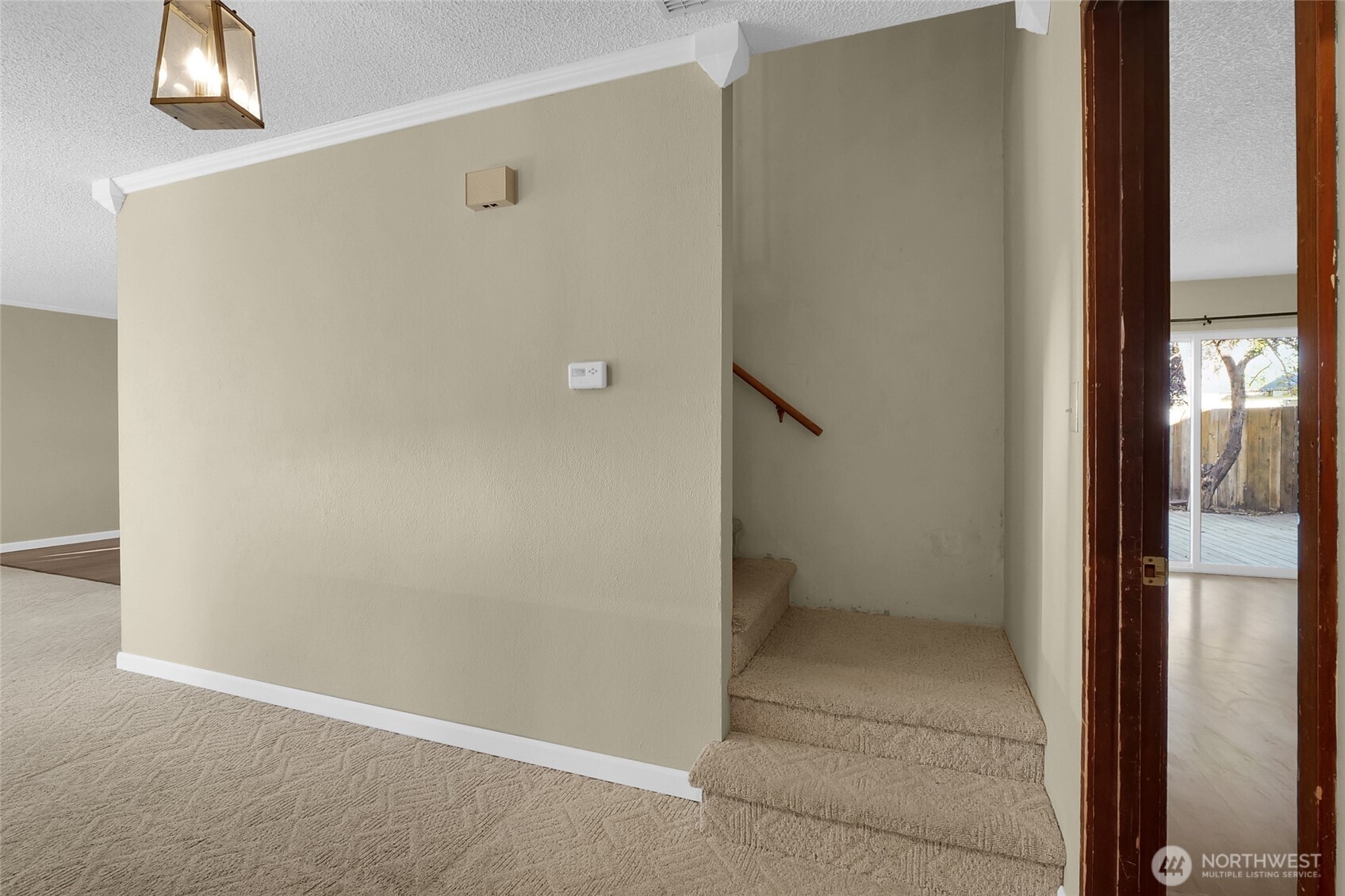 1141 E Hill Place Property Photo 19