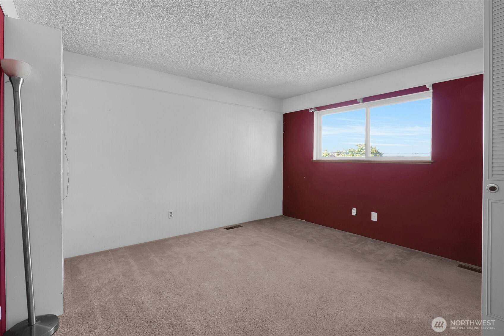 1141 E Hill Place Property Photo 30