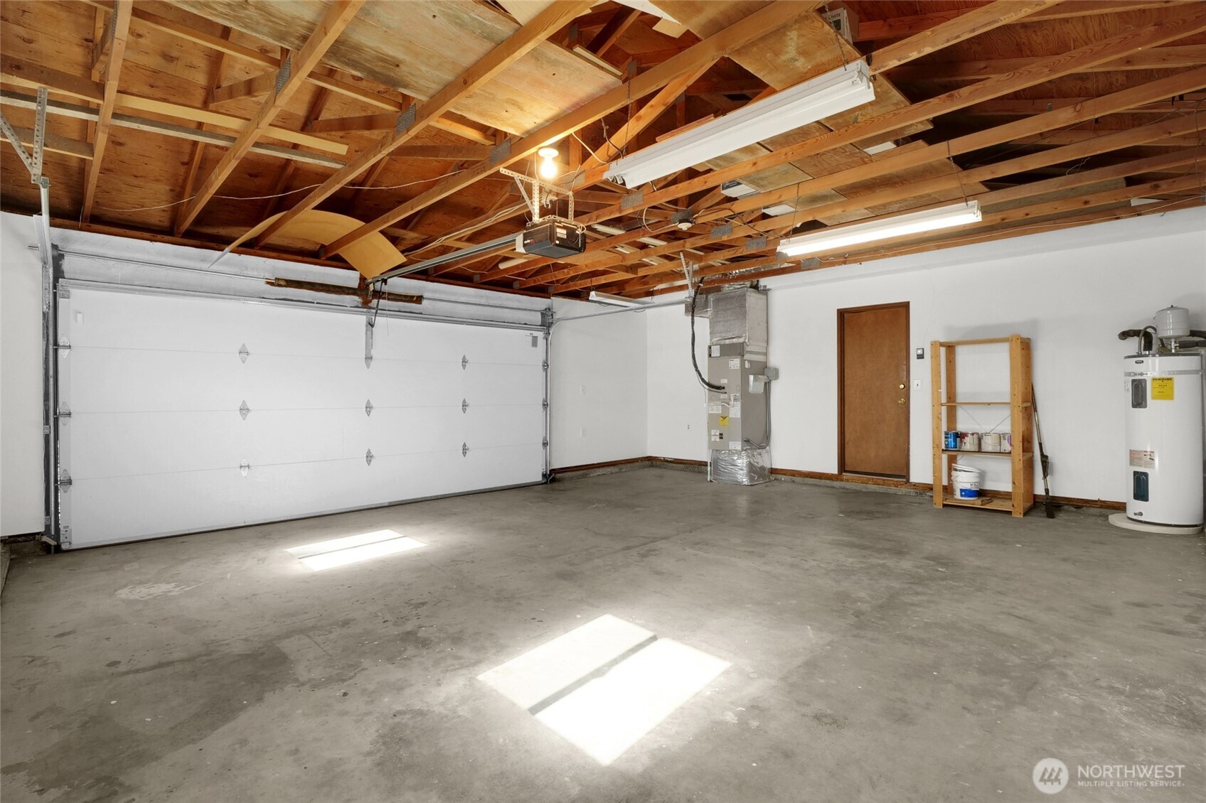 1141 E Hill Place Property Photo 35
