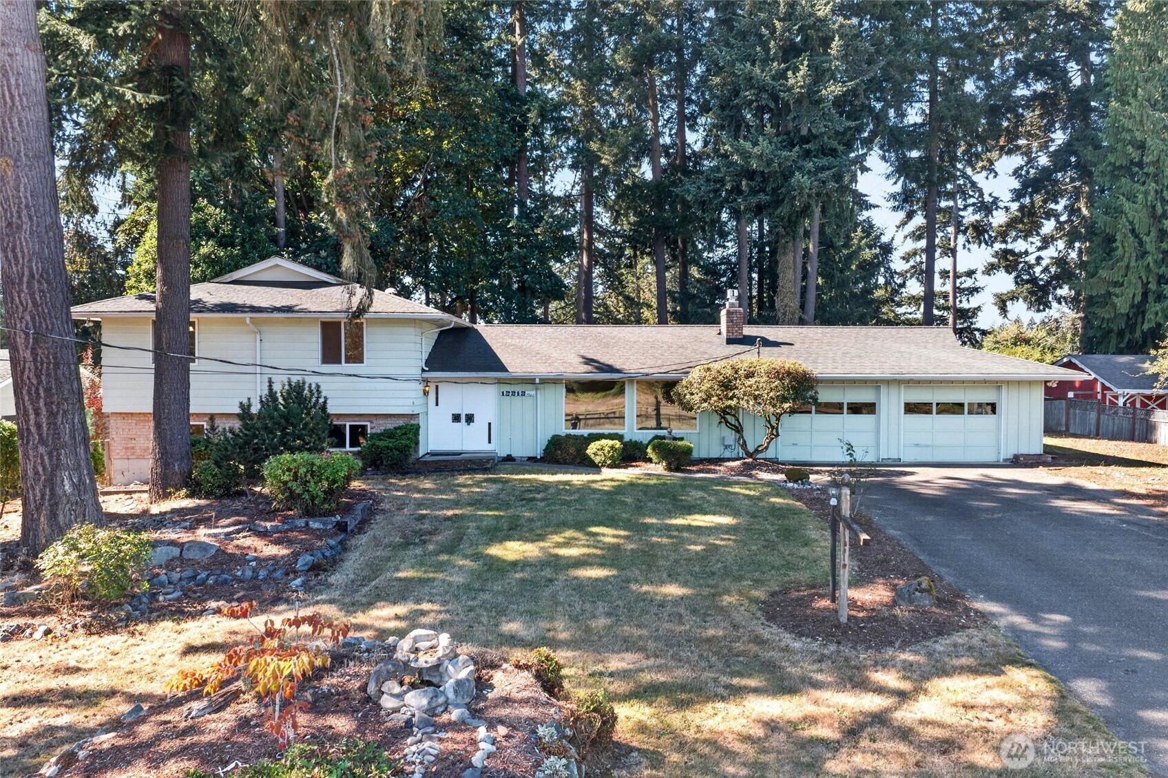 12212 47th Avenue Property Photo 2