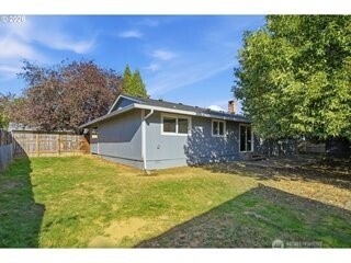 826 B Street Property Photo 25