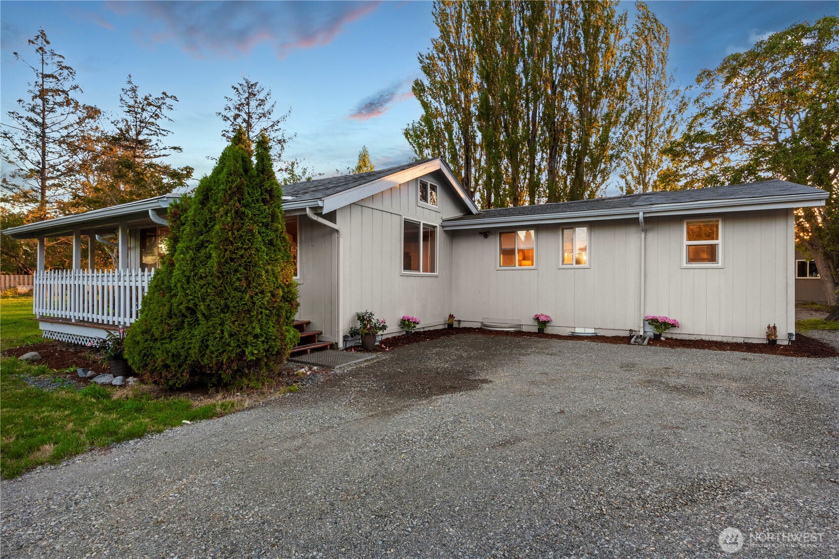 2579 Finkbonner Road Property Photo 3
