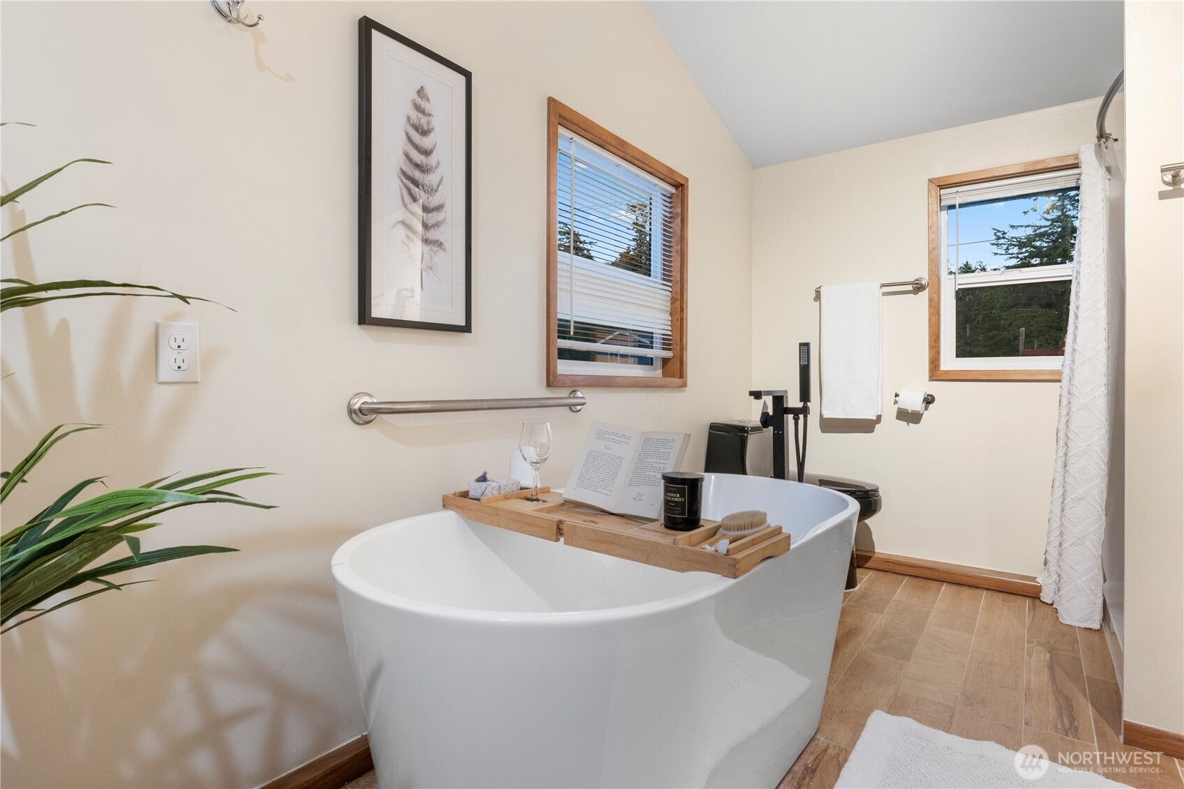 2579 Finkbonner Road Property Photo 17