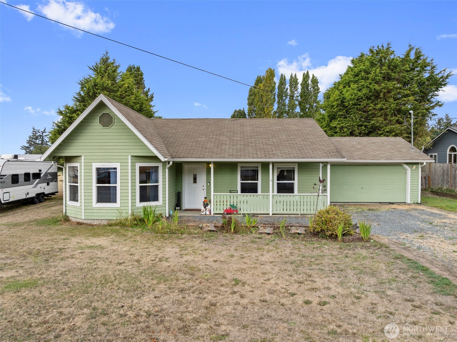 957 Donald Avenue Property Photo 1
