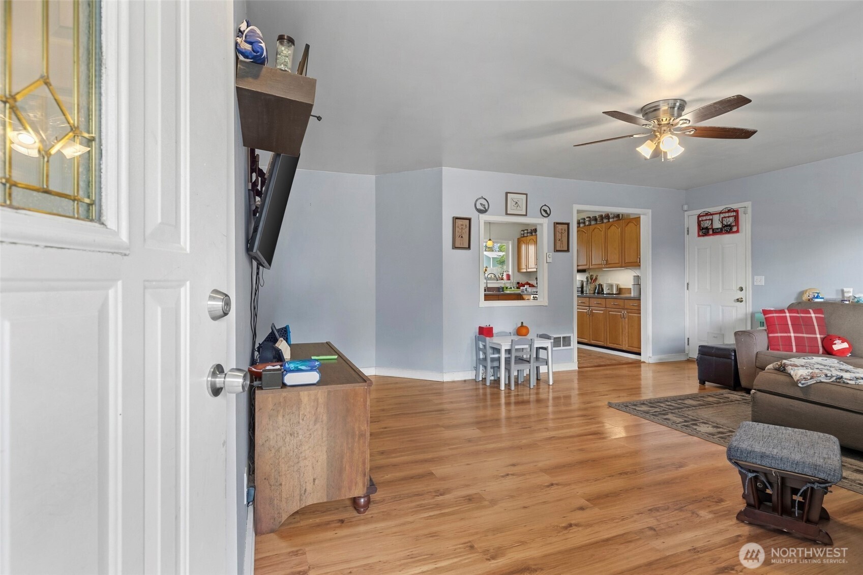 957 Donald Avenue Property Photo 9