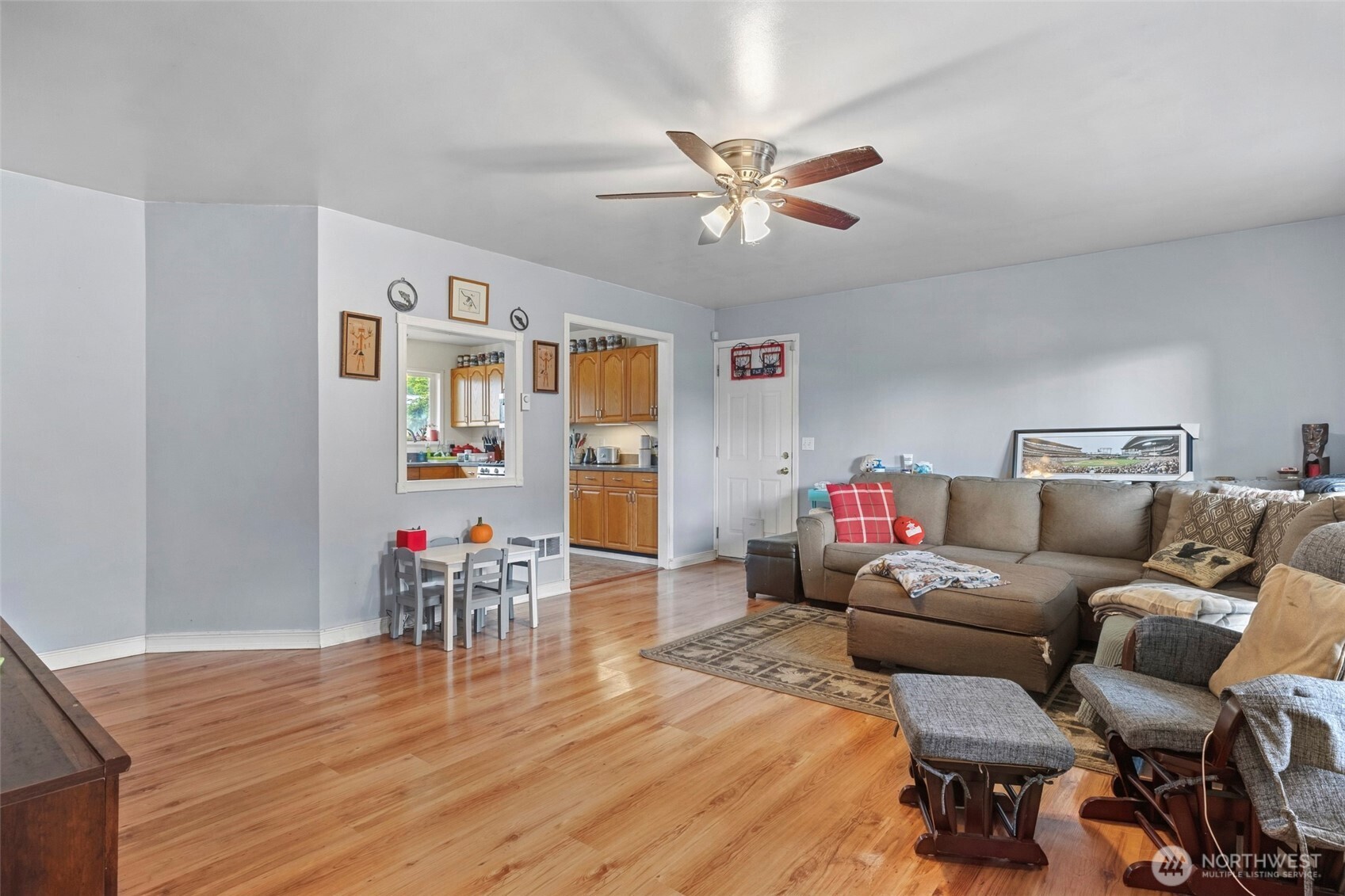 957 Donald Avenue Property Photo 10
