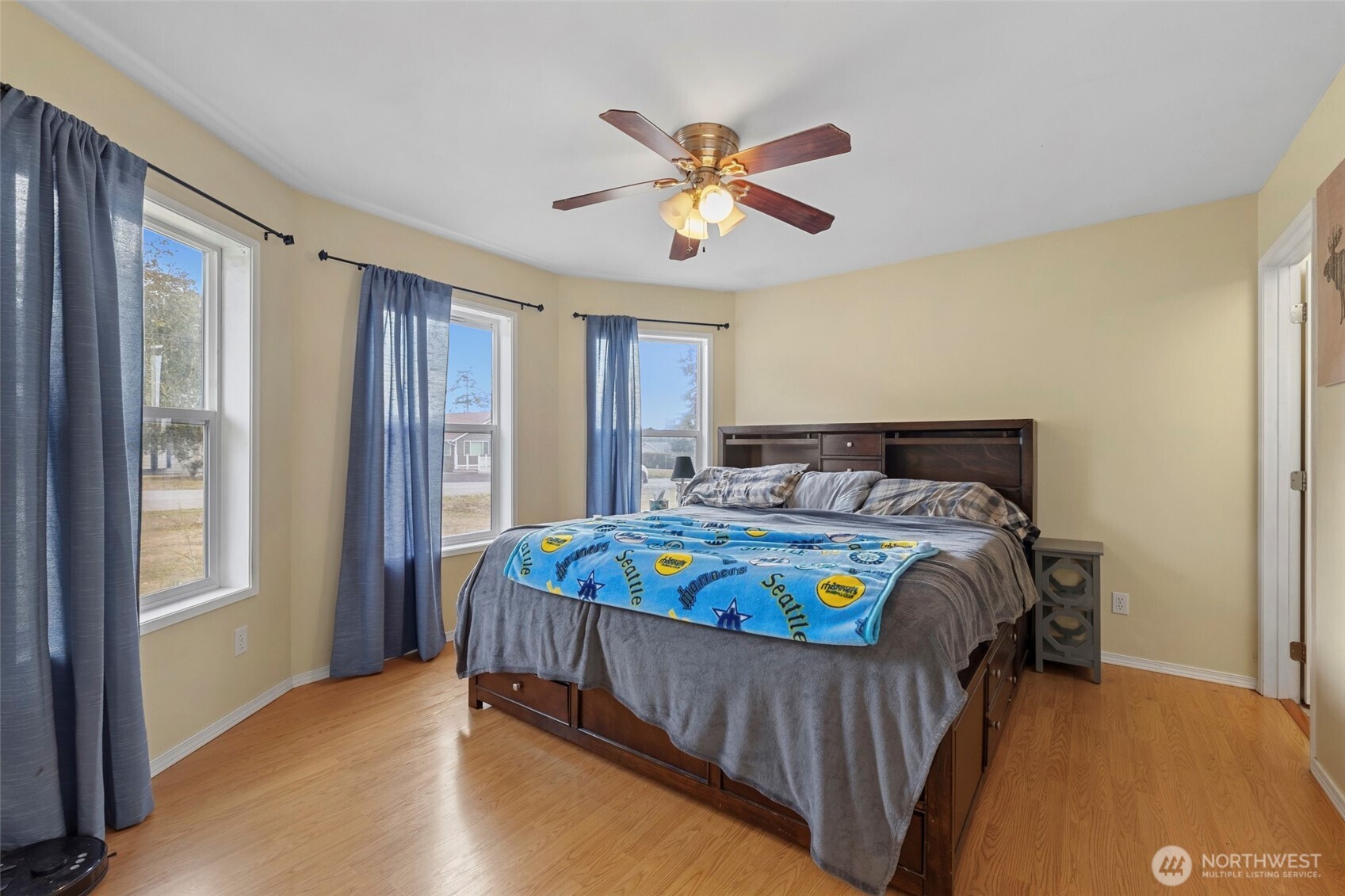 957 Donald Avenue Property Photo 11
