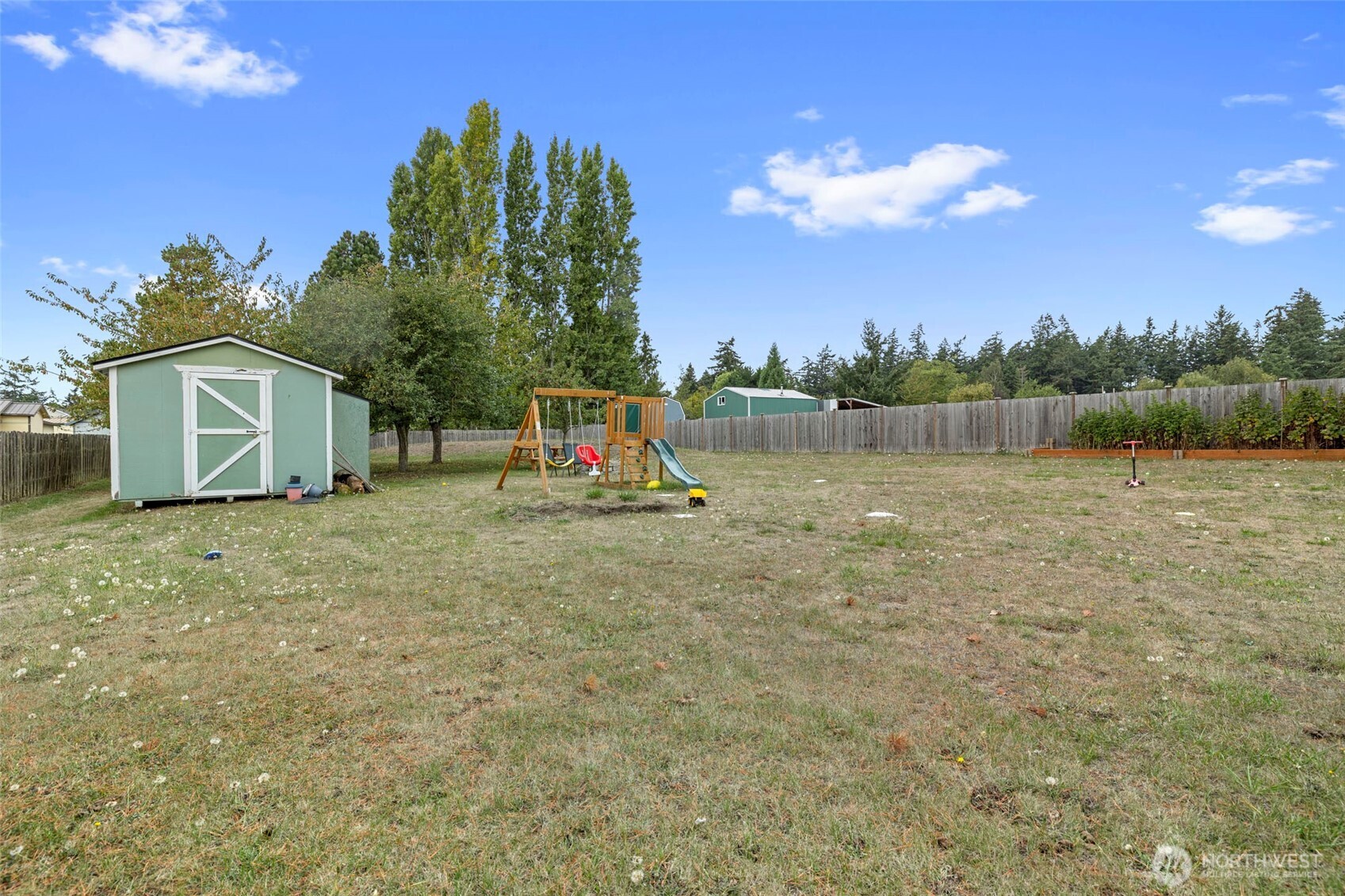 957 Donald Avenue Property Photo 28