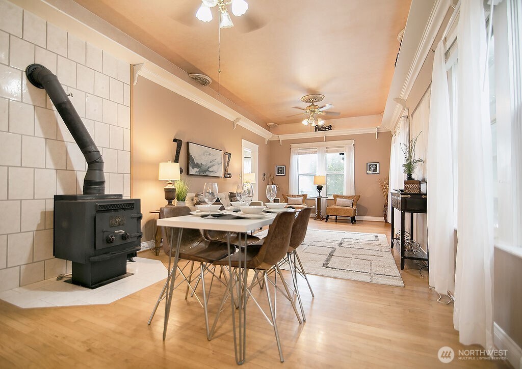 656 Davidson Avenue Property Photo 8