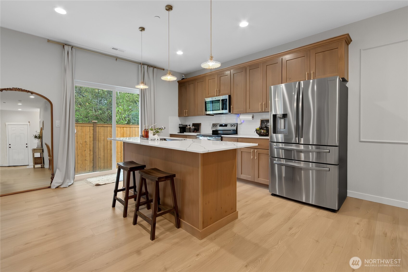 9810 201st Street Ct Property Photo 6