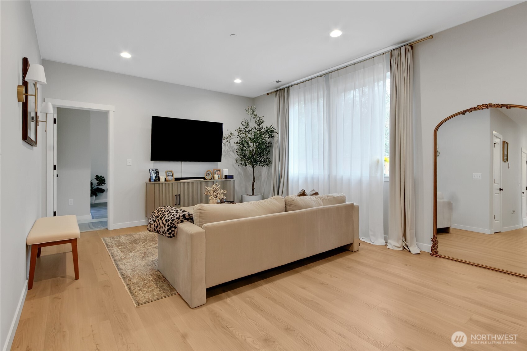 9810 201st Street Ct Property Photo 9