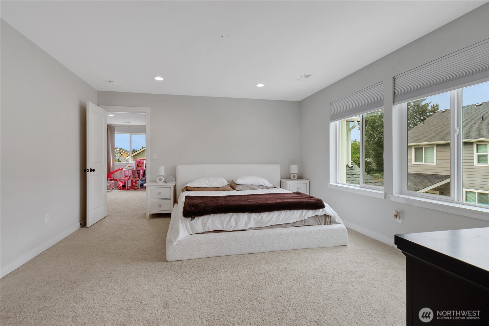 9810 201st Street Ct Property Photo 12