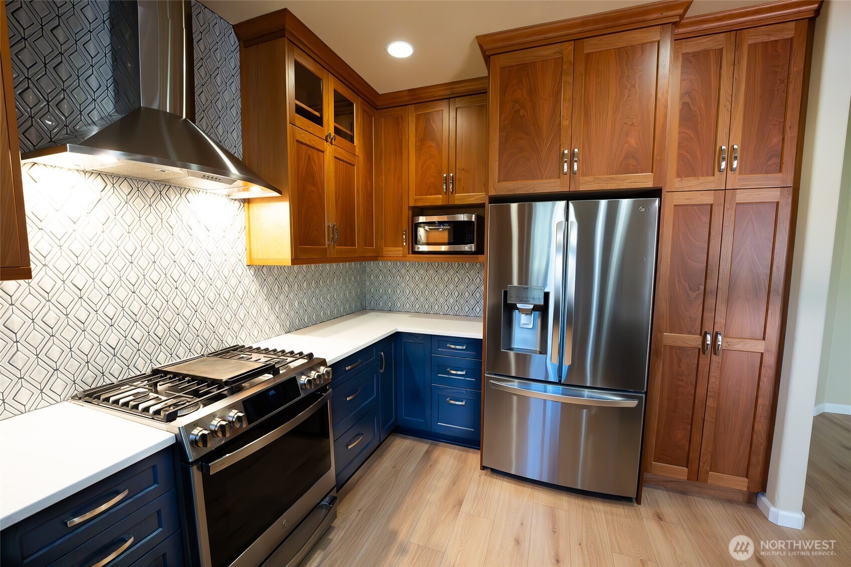 3843 Southlake Drive Property Photo 9