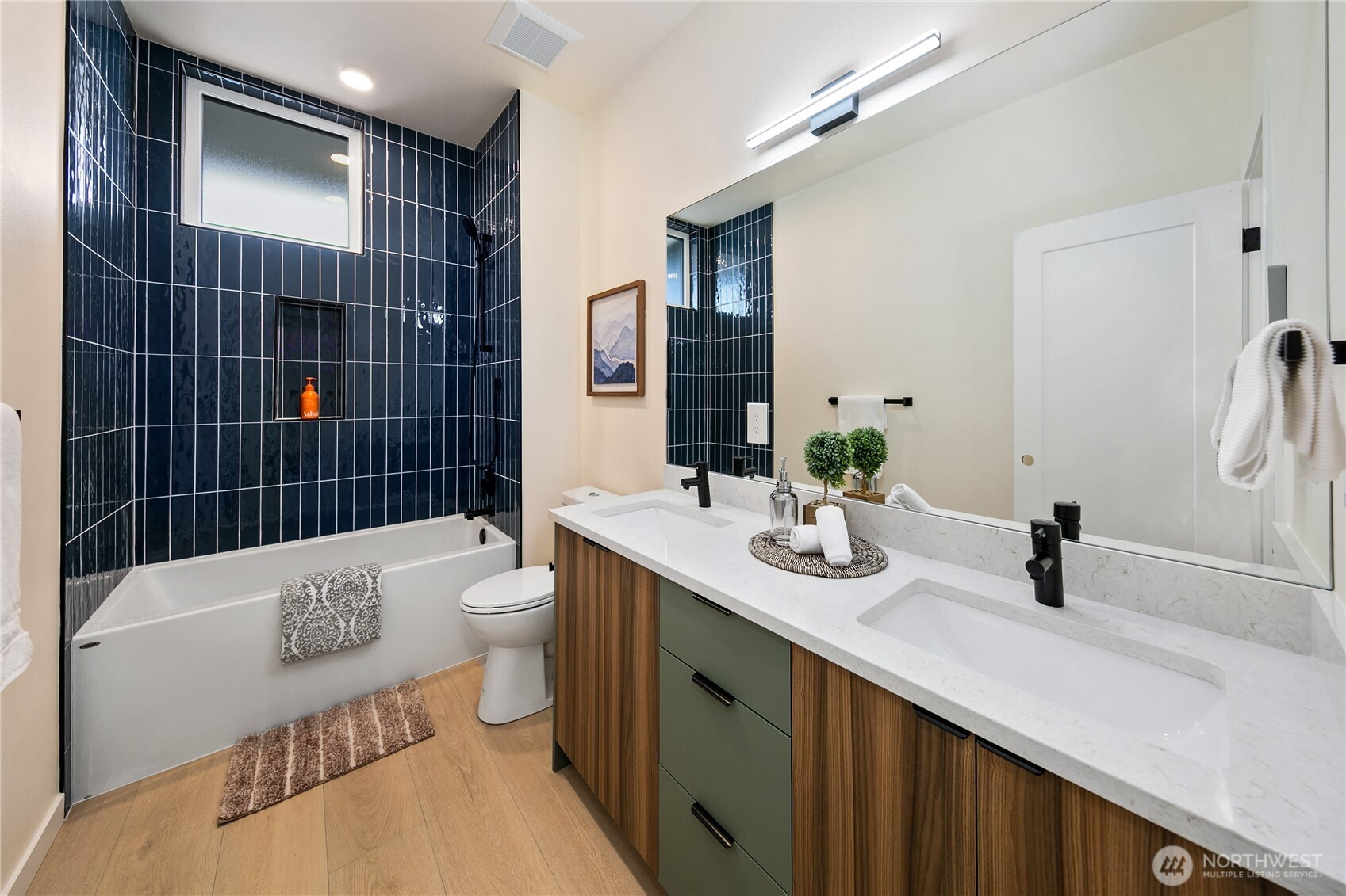 4511 A 34th Avenue Property Photo 18