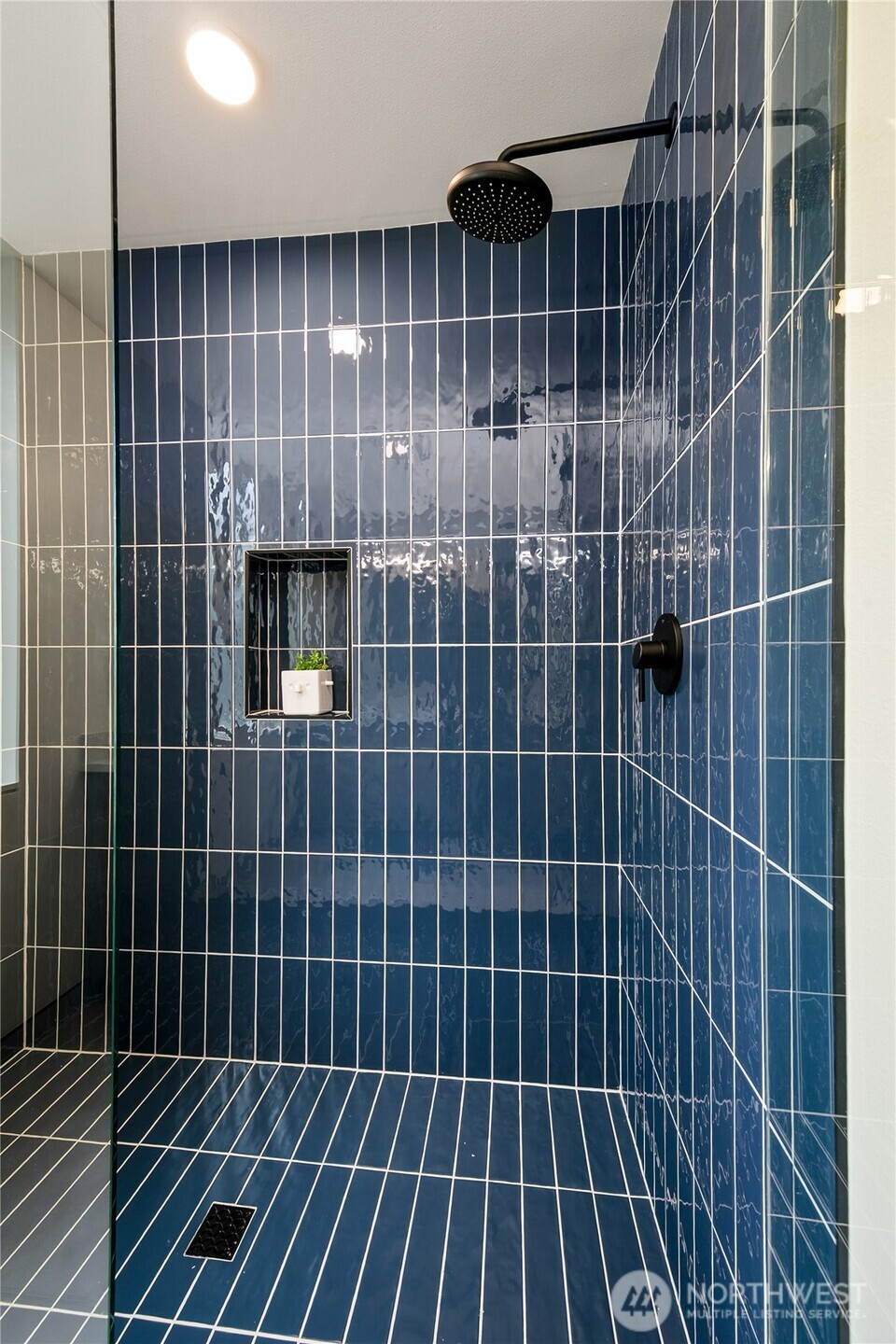 4511 A 34th Avenue Property Photo 19