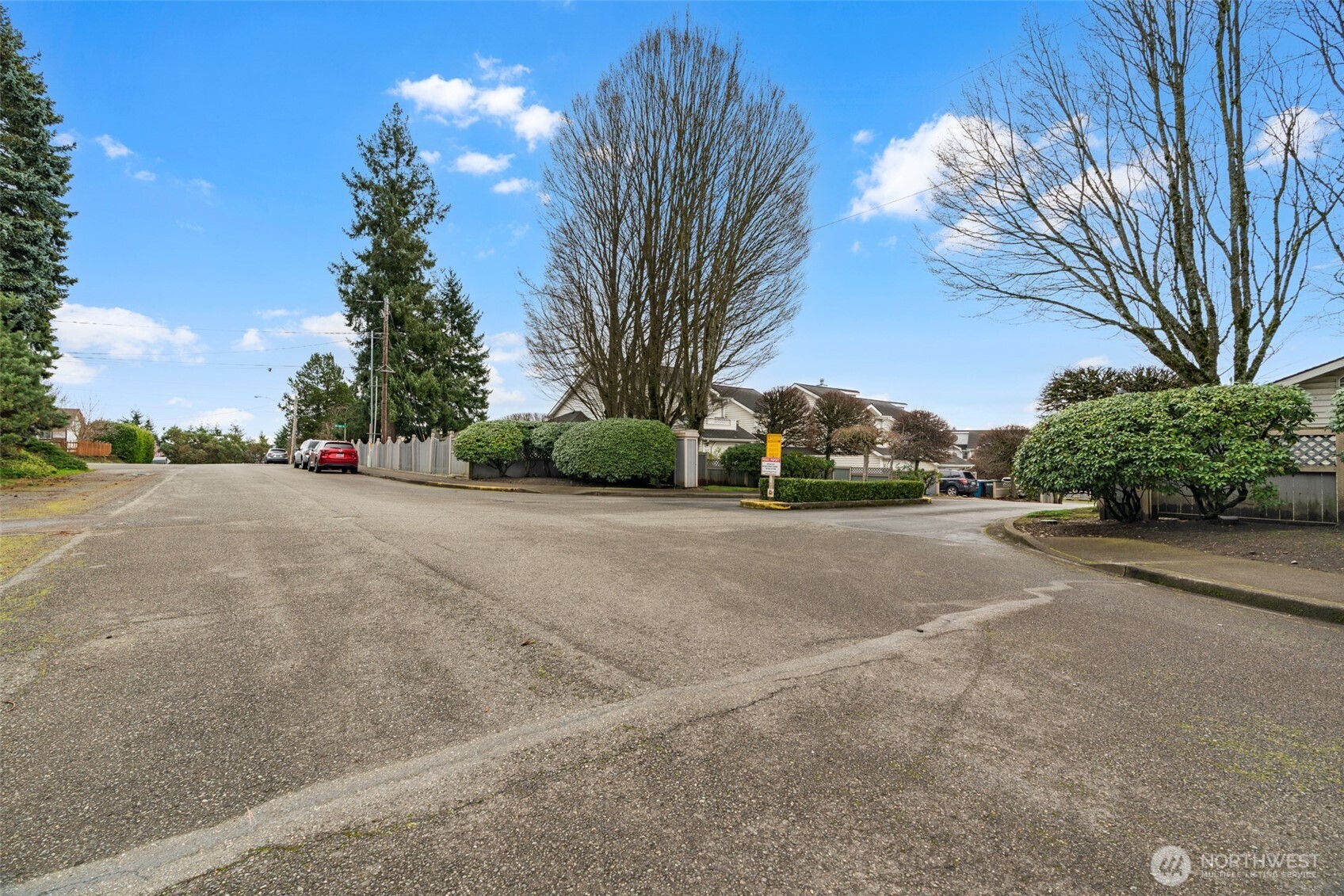 18604 48th Place Property Photo 7