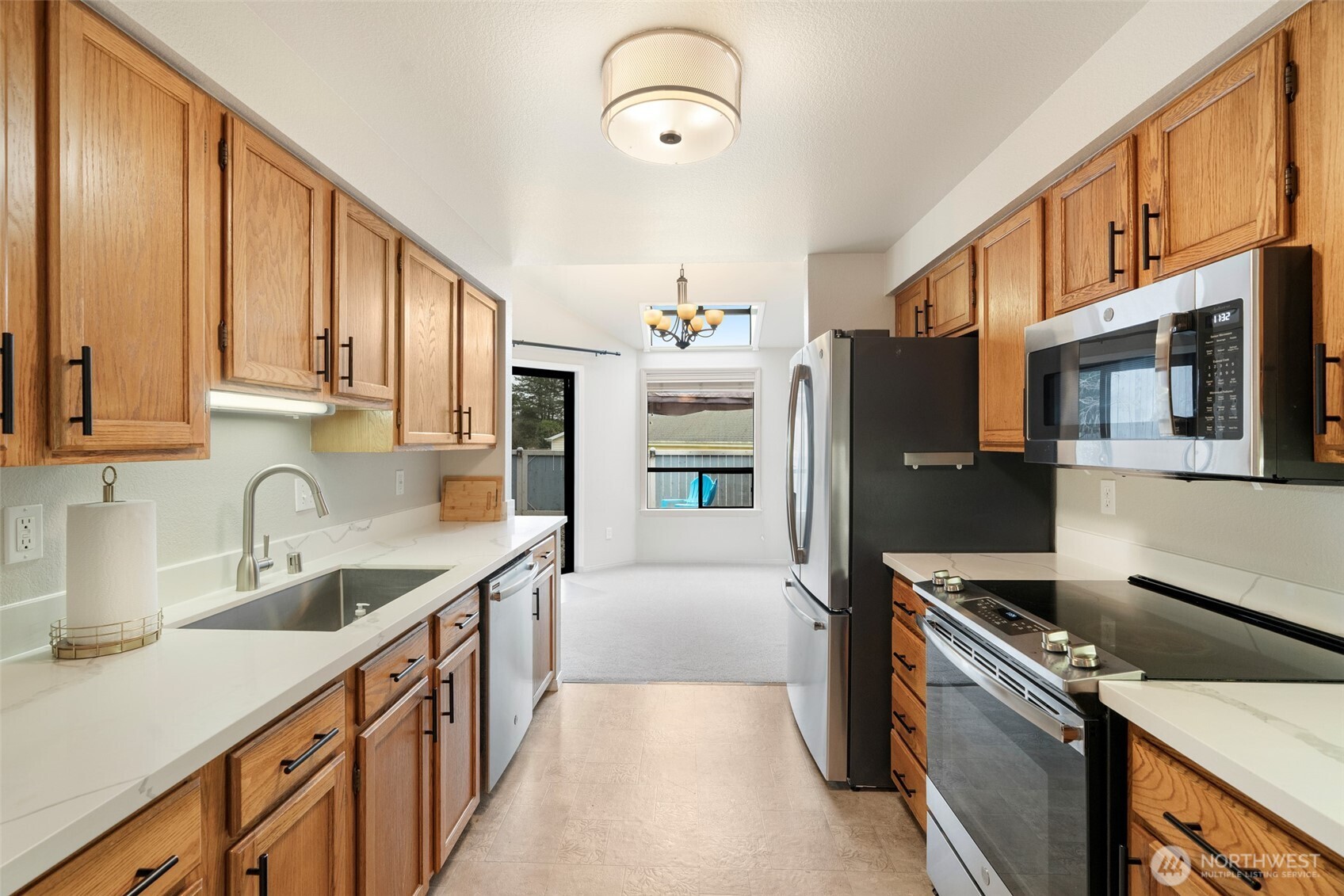18604 48th Place Property Photo 14