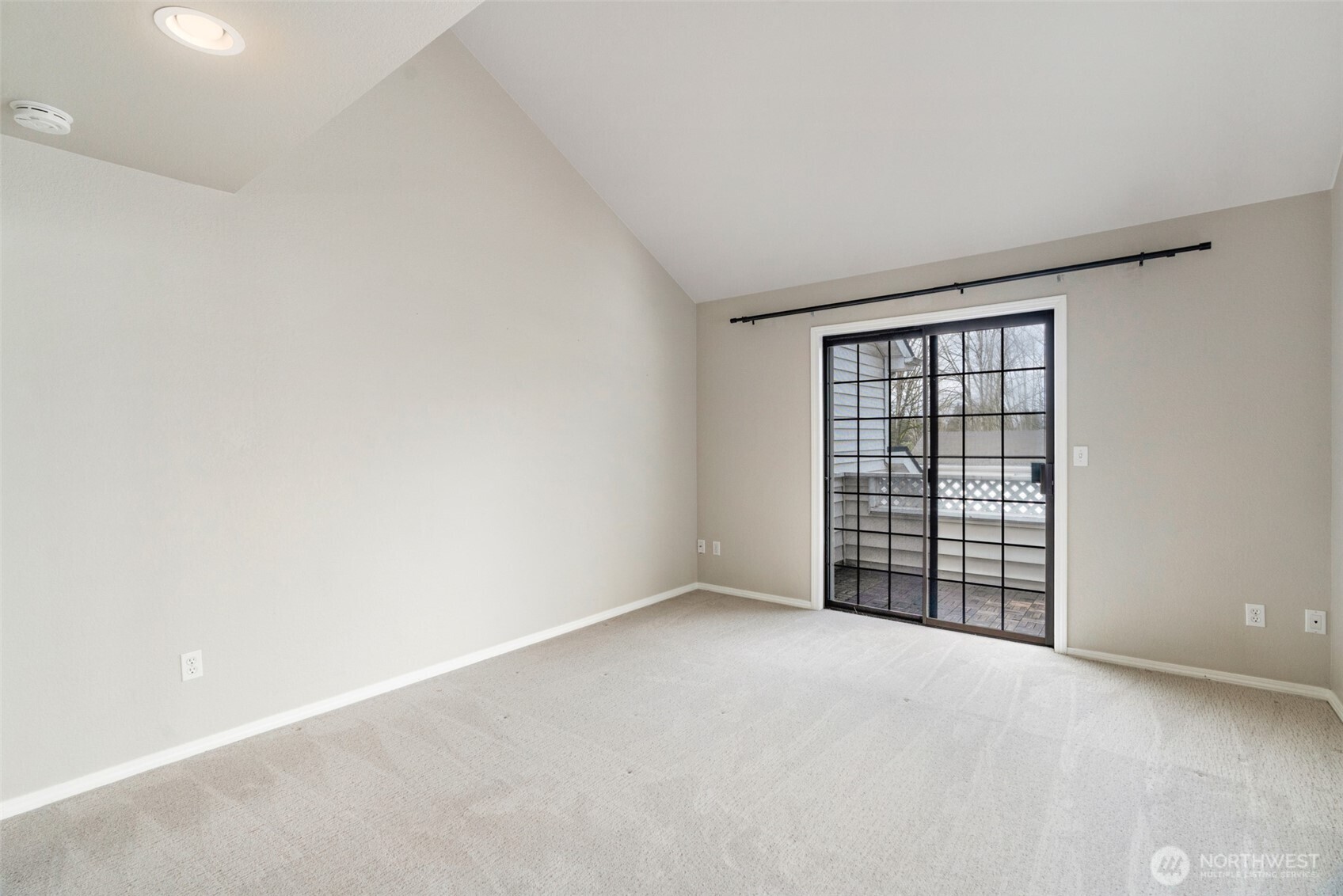 18604 48th Place Property Photo 17
