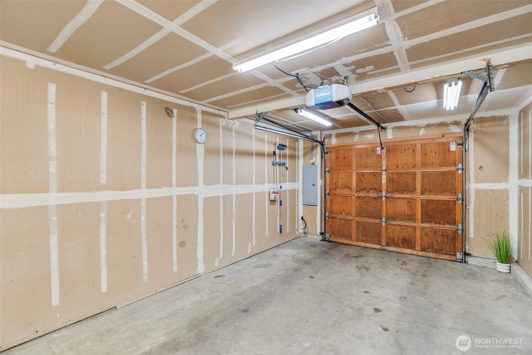 18604 48th Place Property Photo 29