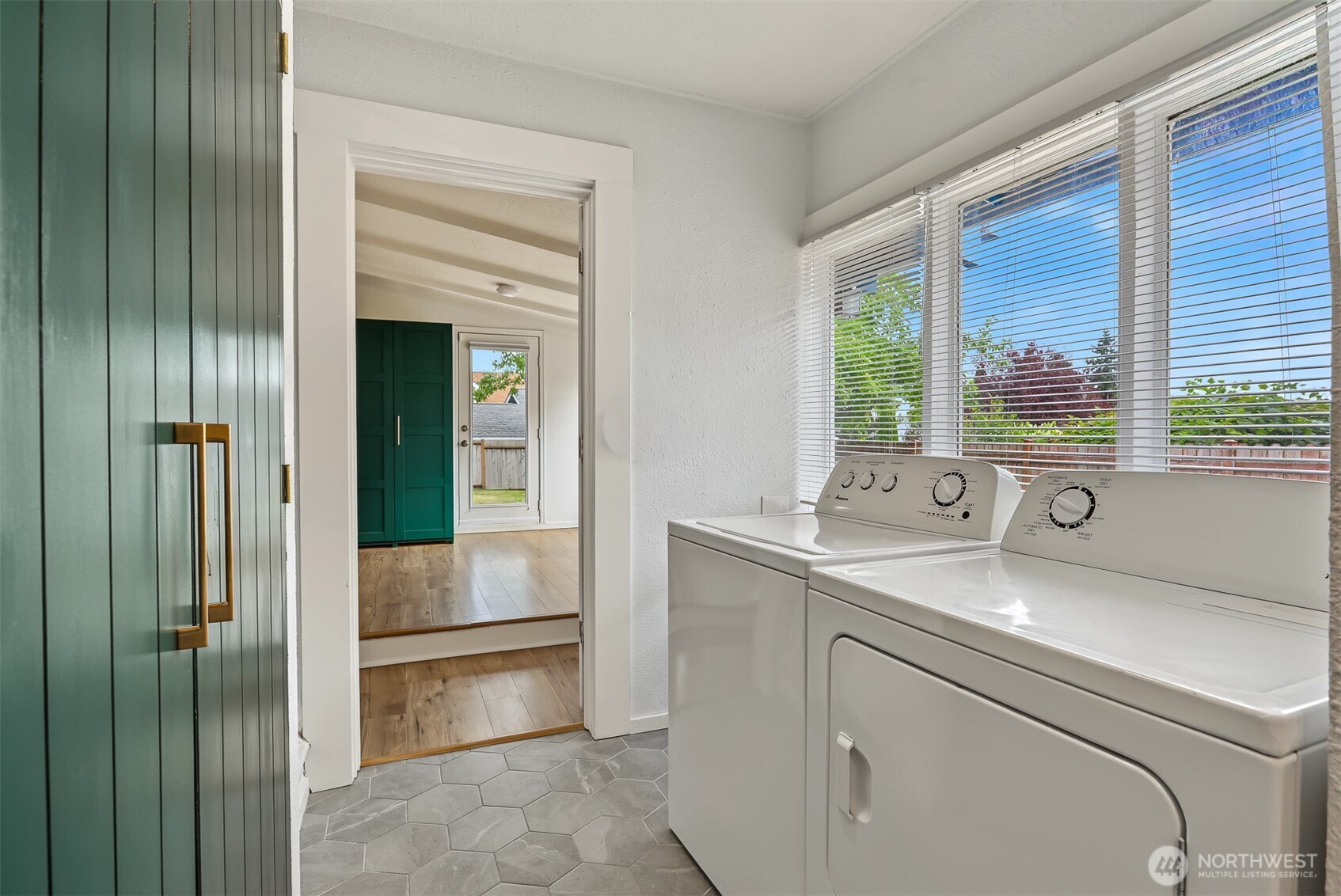 7401 S I Street Property Photo 24