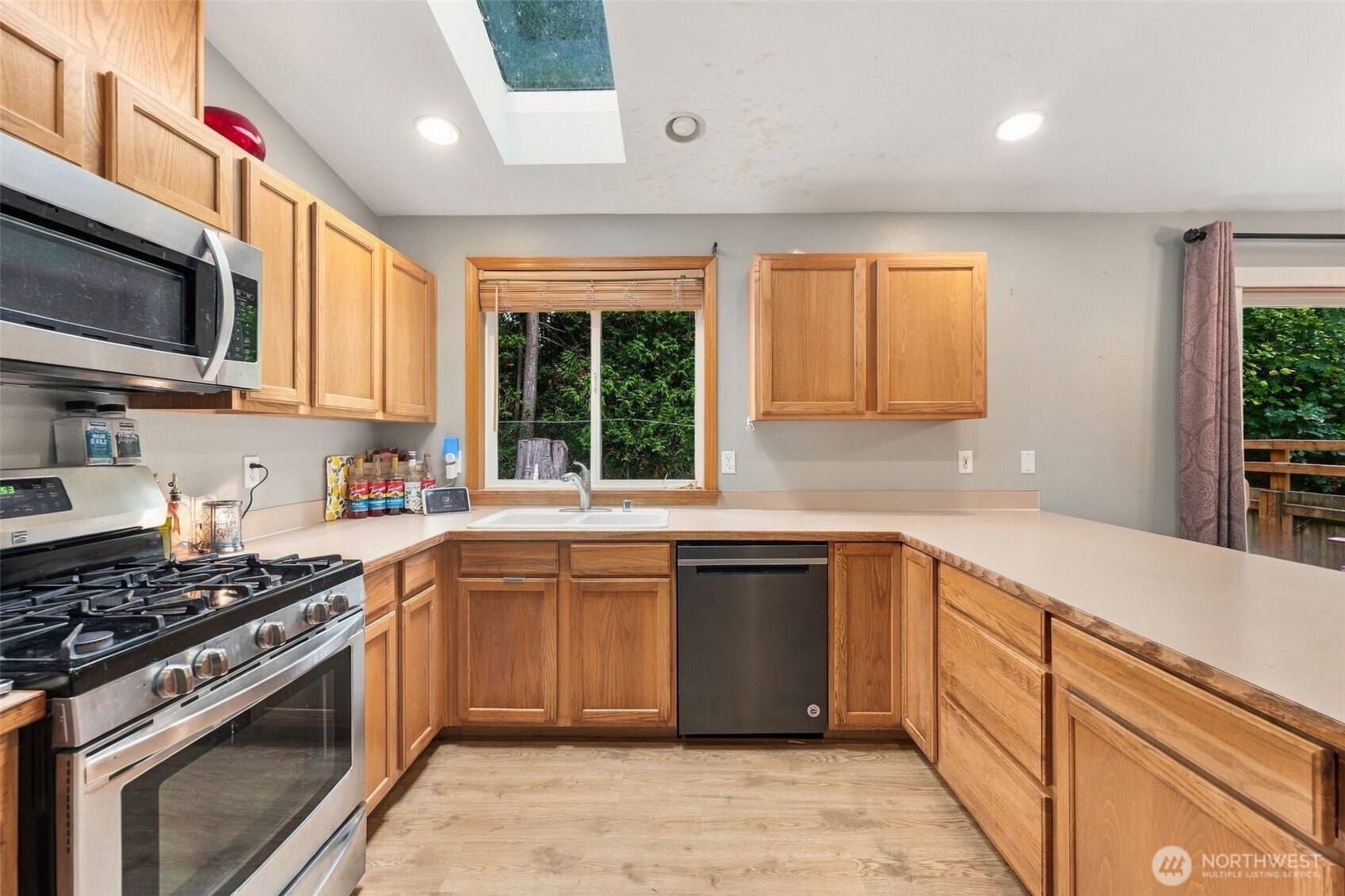 7721 Locust Avenue Property Photo 4