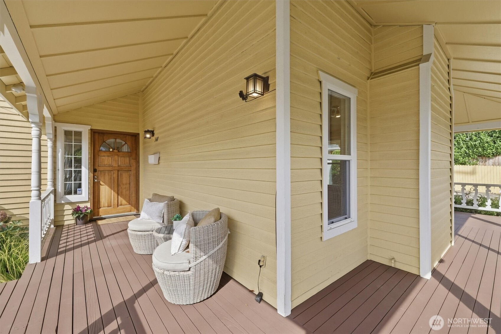 560 N 76th Street Property Photo 2