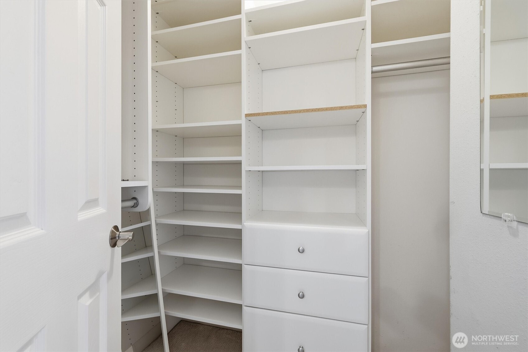560 N 76th Street Property Photo 22