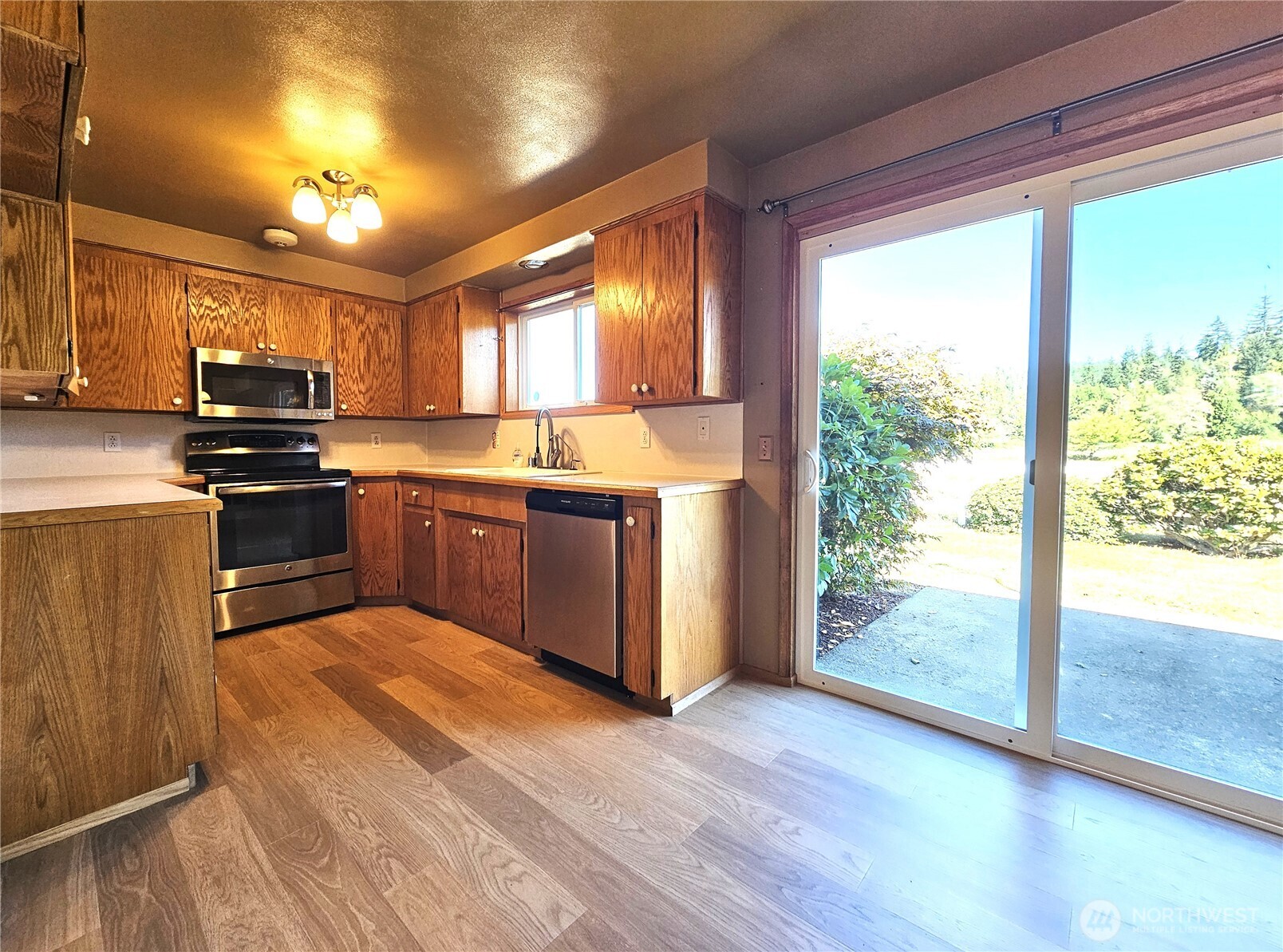 145 Hurd Road Property Photo 8