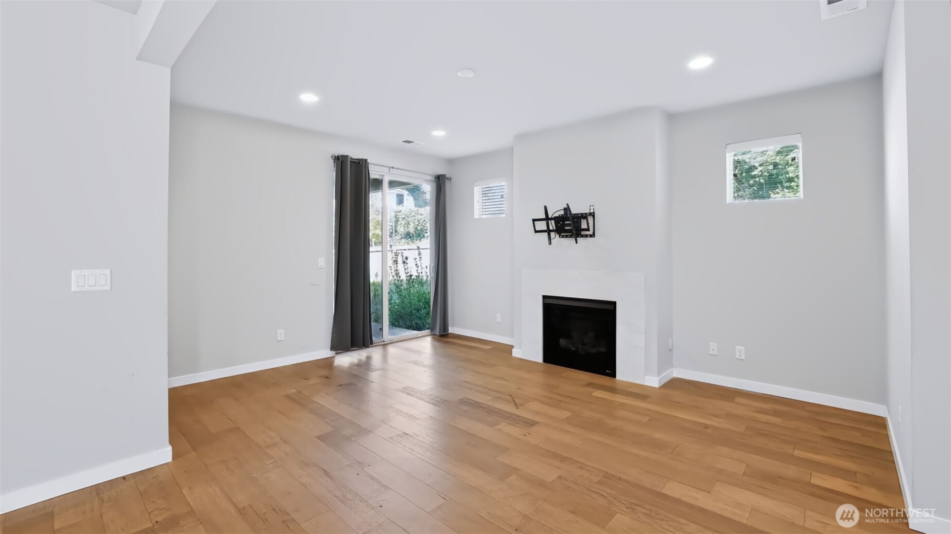 18801 124th Avenue Property Photo 13
