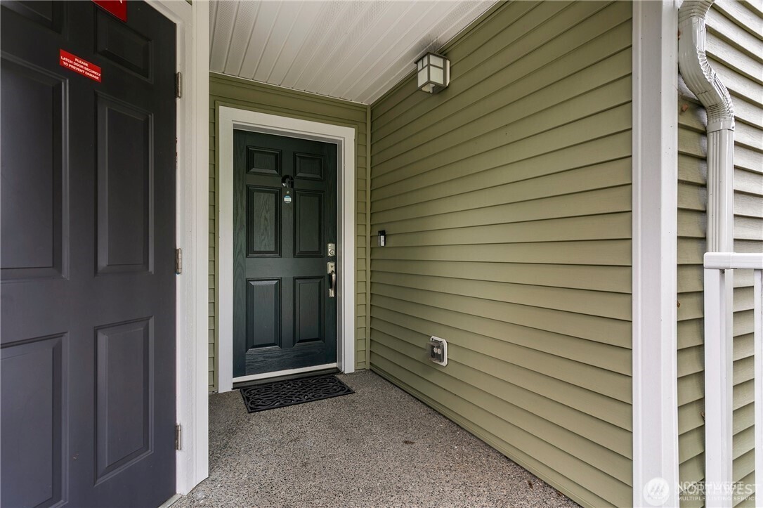 4030 S 213 Court G Property Photo 2
